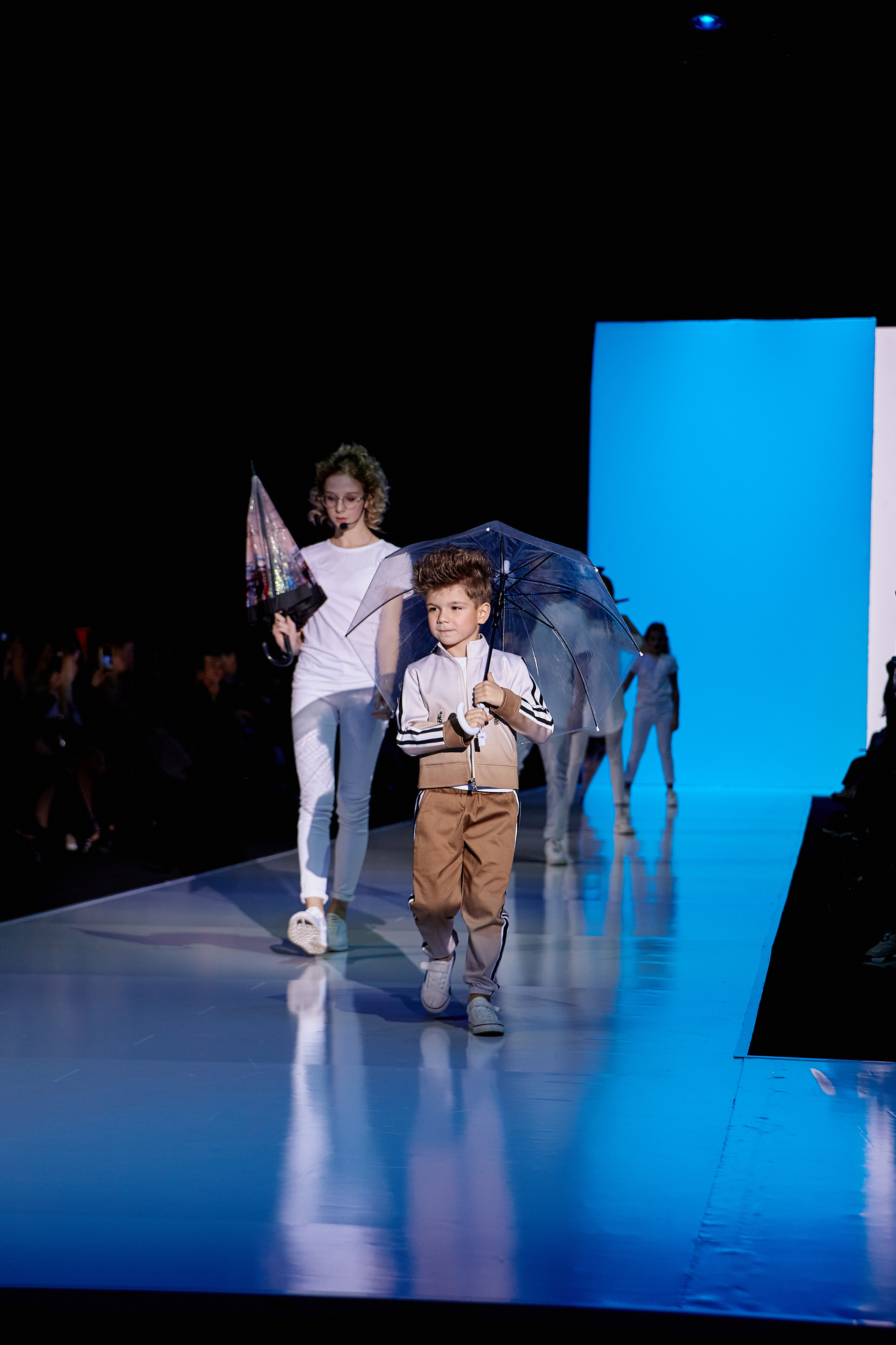 MFW 2019 oct (Moscow Fashion Week) Неделя Моды в Москве. Профессиональный фотограф Светлана Писарева