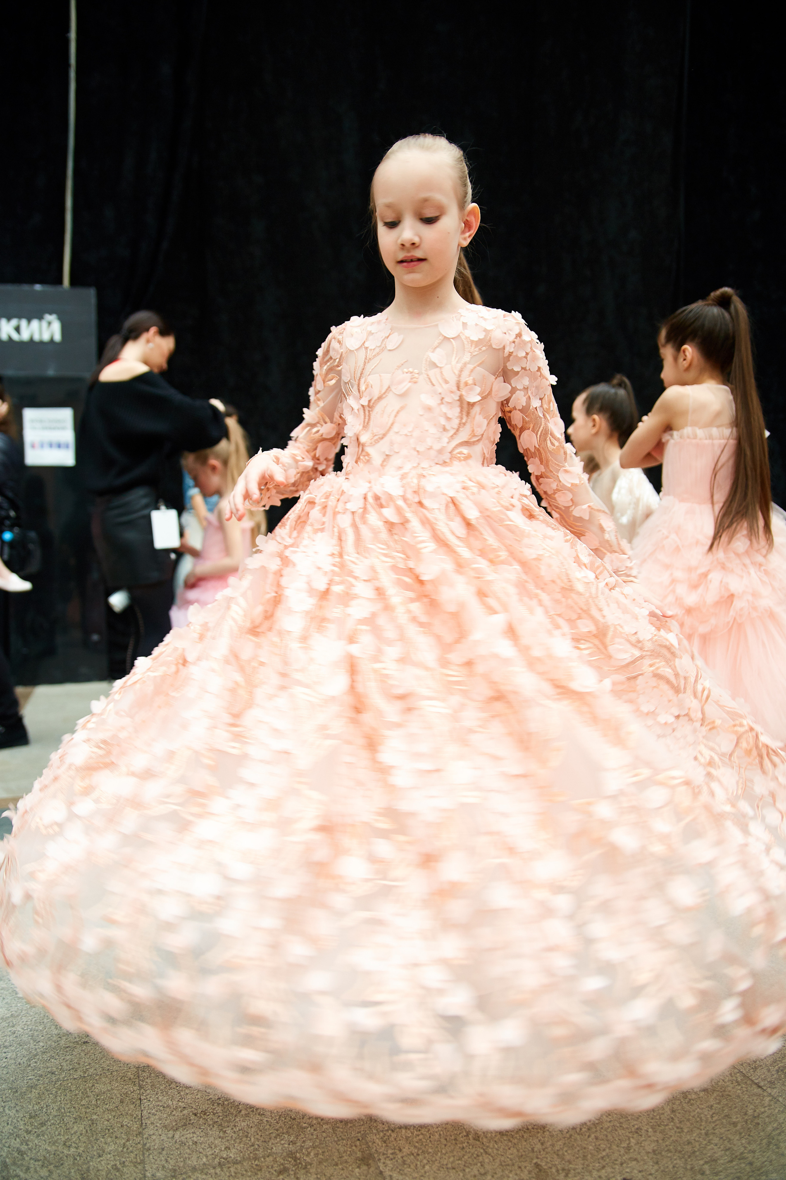 MFW 2019 march (Moscow Fashion Week) Неделя Моды в Москве. Профессиональный фотограф Светлана Писарева