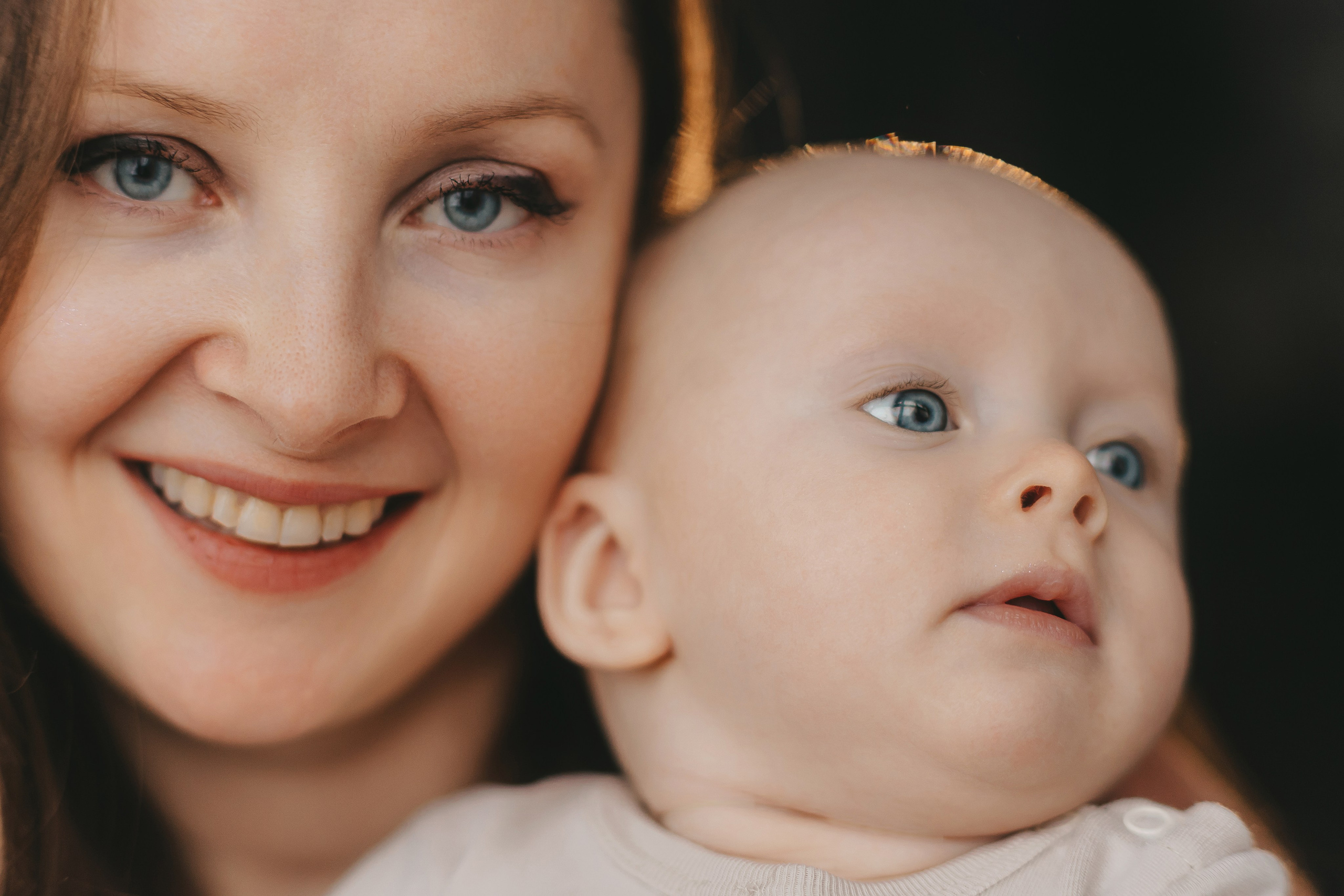 Съемка новорожденных малышей в Москве. Семейный и женский фотограф в Москве Надежда Воробьева
