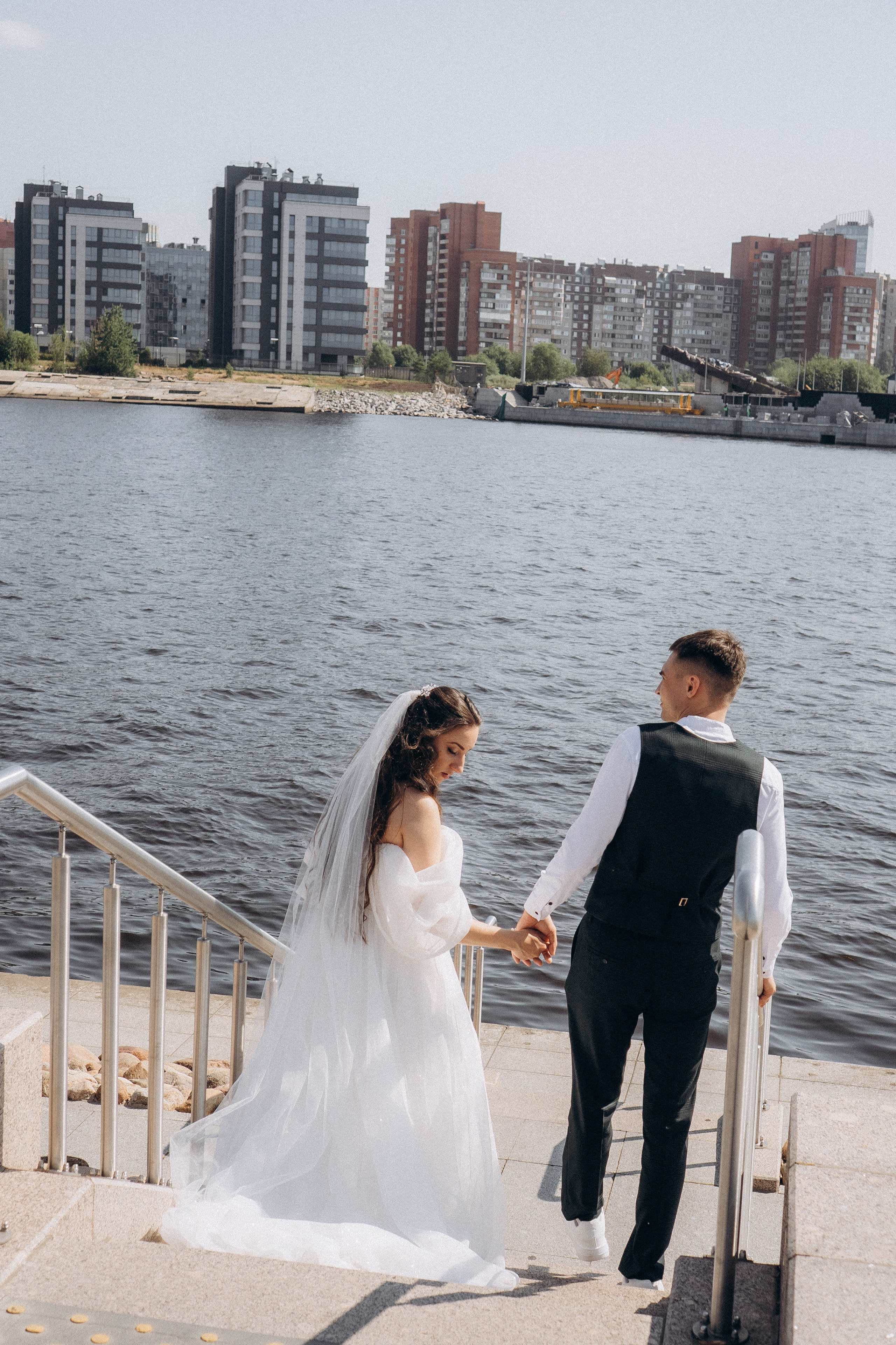 СВАДЕБНАЯ СЬЕМК В ПАРКЕ 300-ЛЕТИЯ. Профессиональный фотограф, Санкт-Петербург — Виктория Богомолова