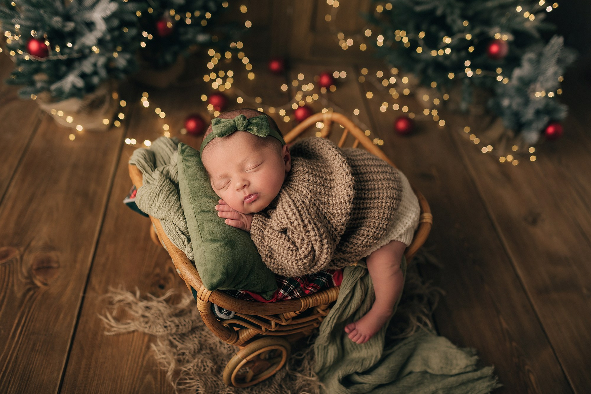 Арина 8 дней. Семейный фотограф новорождённых в Серпухове Юлия Новикова +79637785957