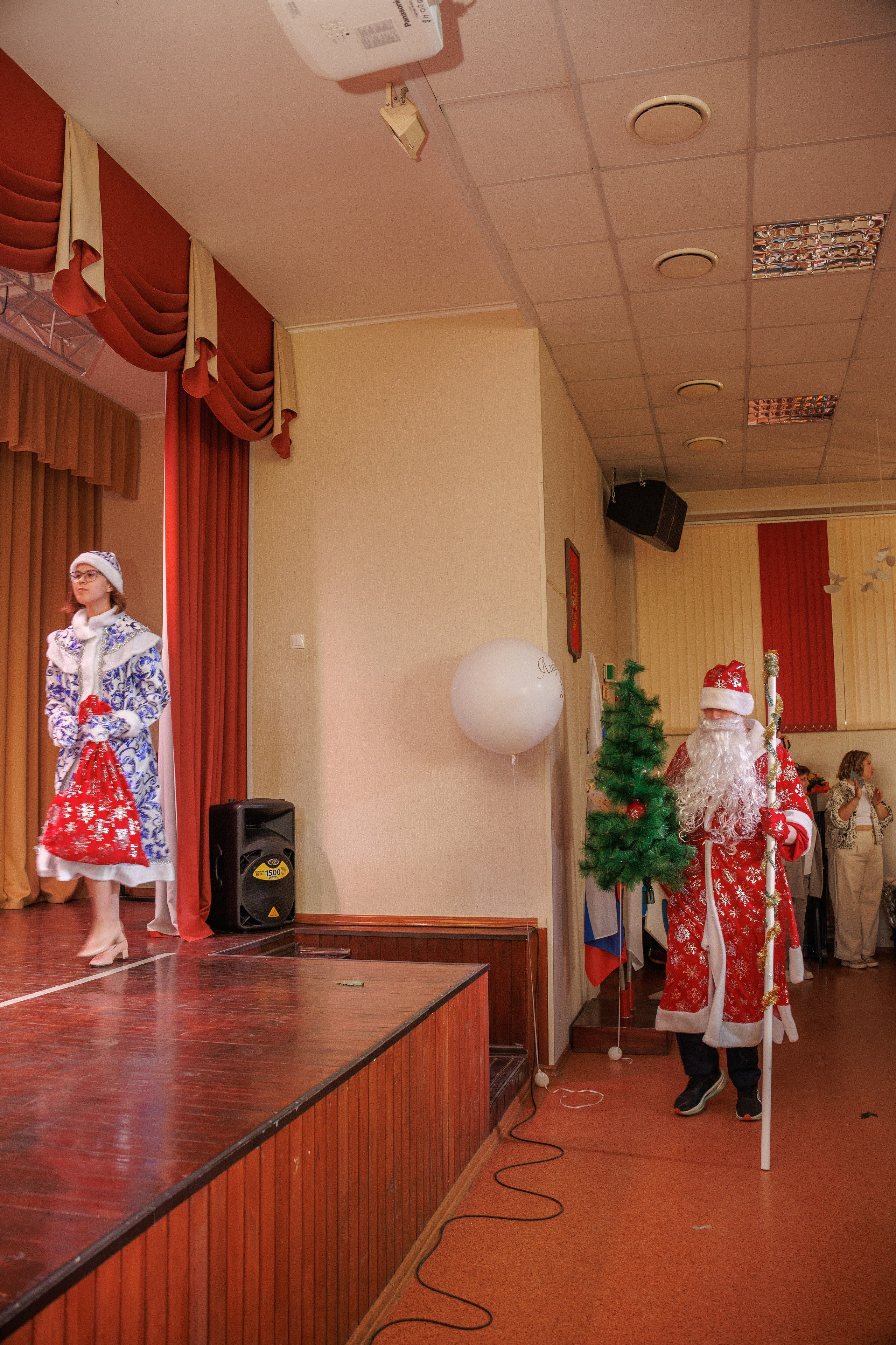 Вручение аттестатов. Свадебный и семейный фотограф в Новосибирске Ирина Дорошкова