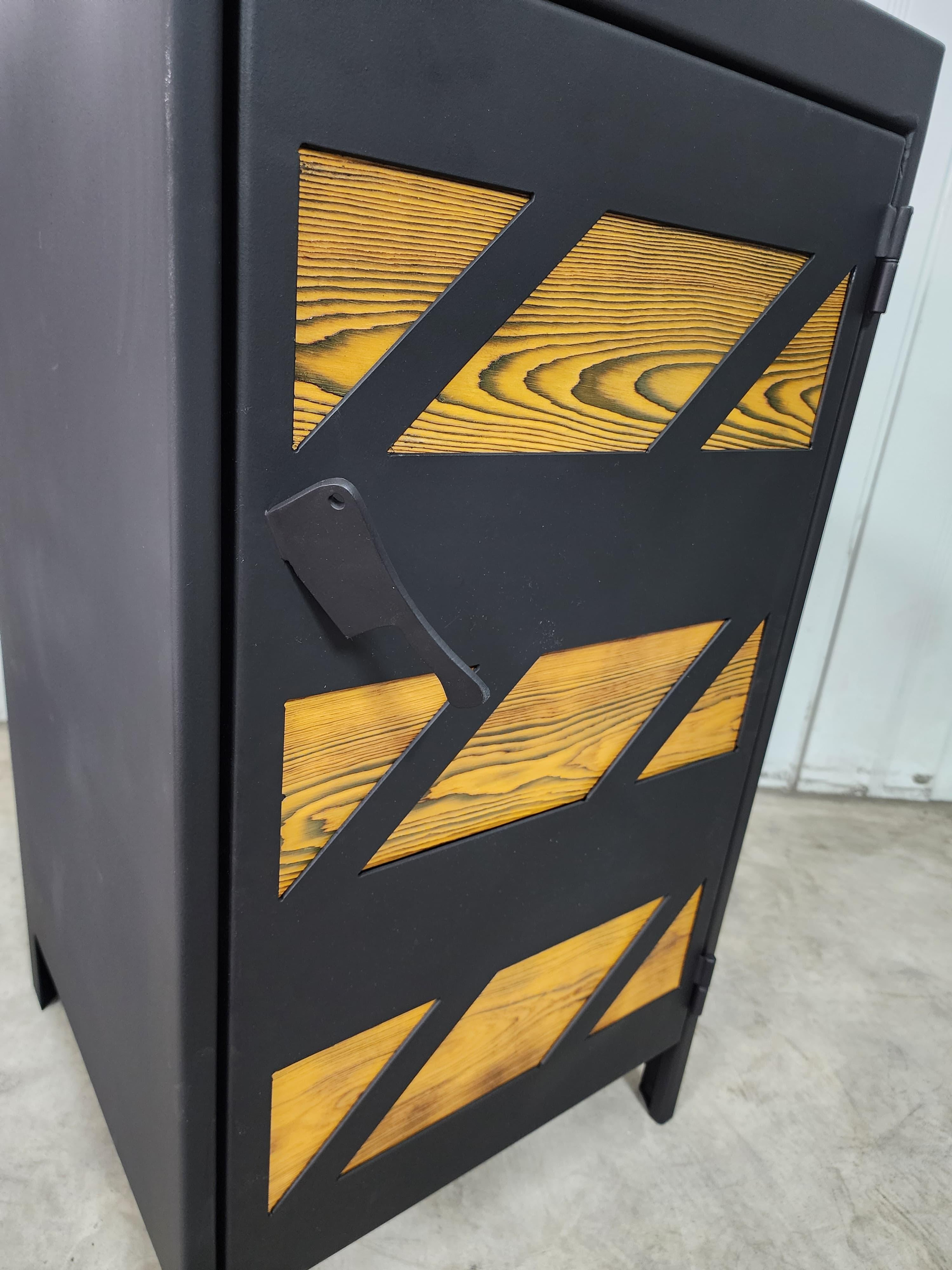 Тумбочки приставные. Купить / заказать мангал для дома в Краснодаре от производителя «Мангал Мастер»