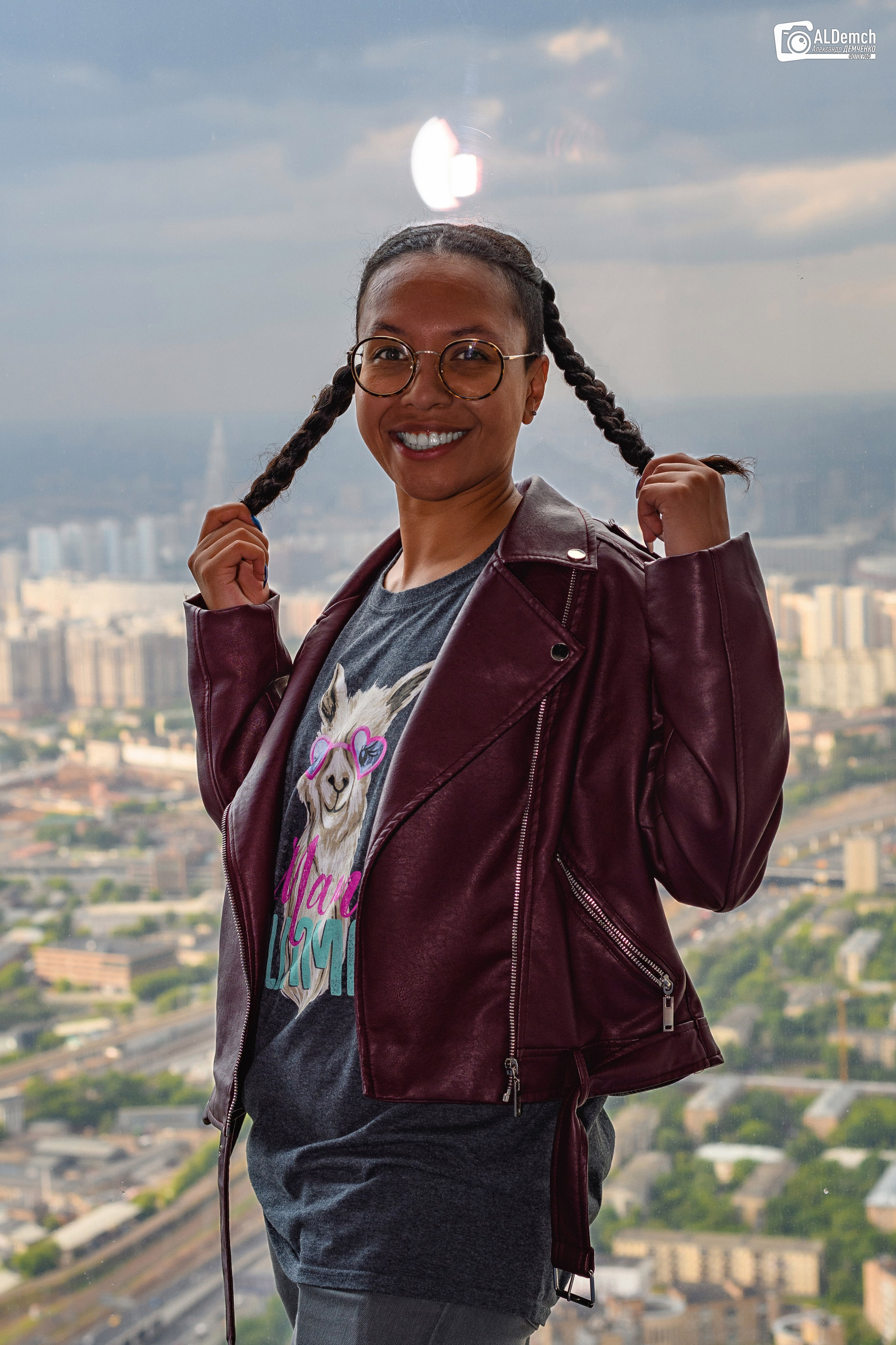 Фотосессия для девушки в PANORAMA360 в Москва-Сити