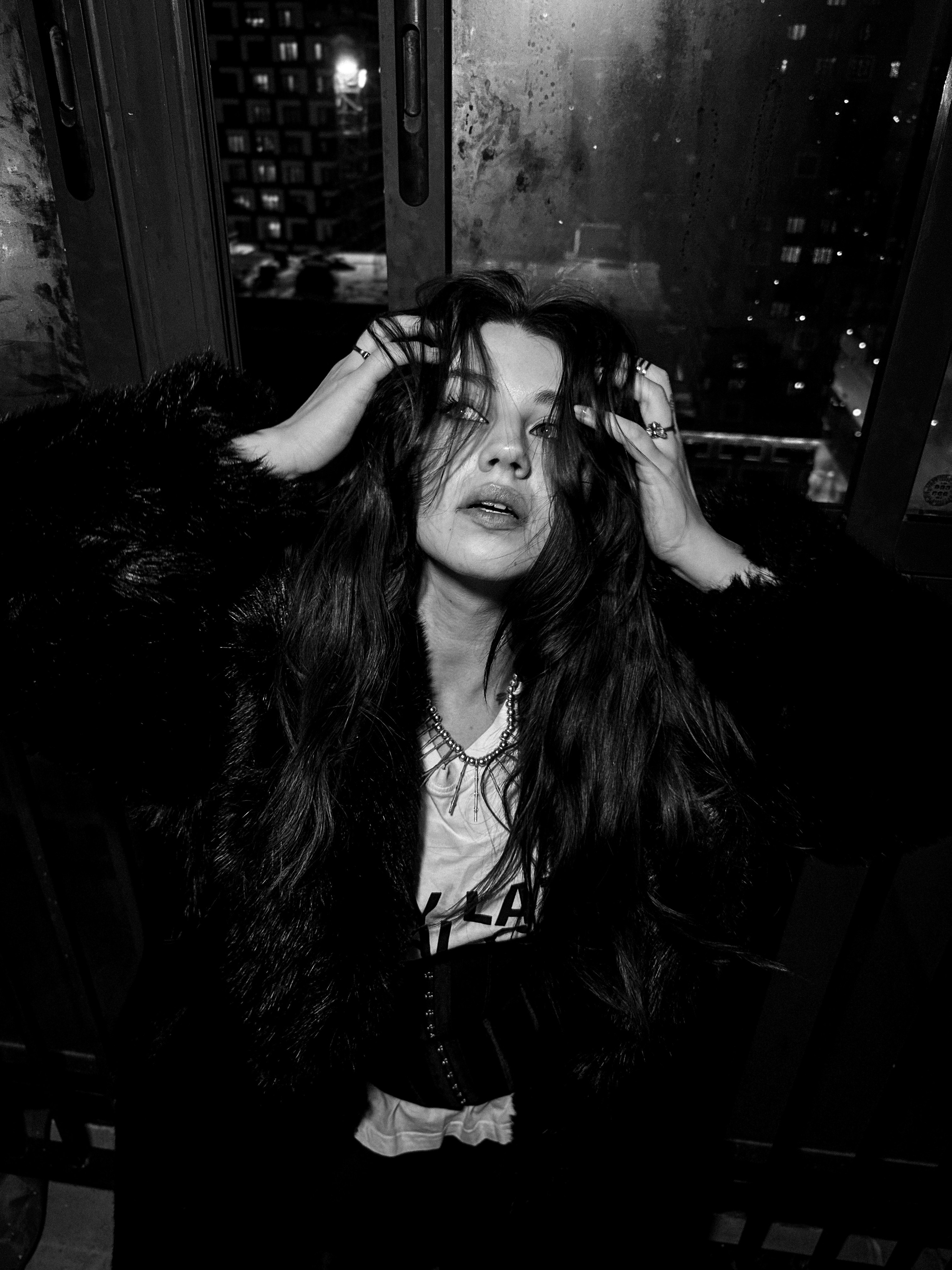 Home alone. Xstazia — музыкальные обложки, арт-дирекшн, режиссура и креативное продюссирование