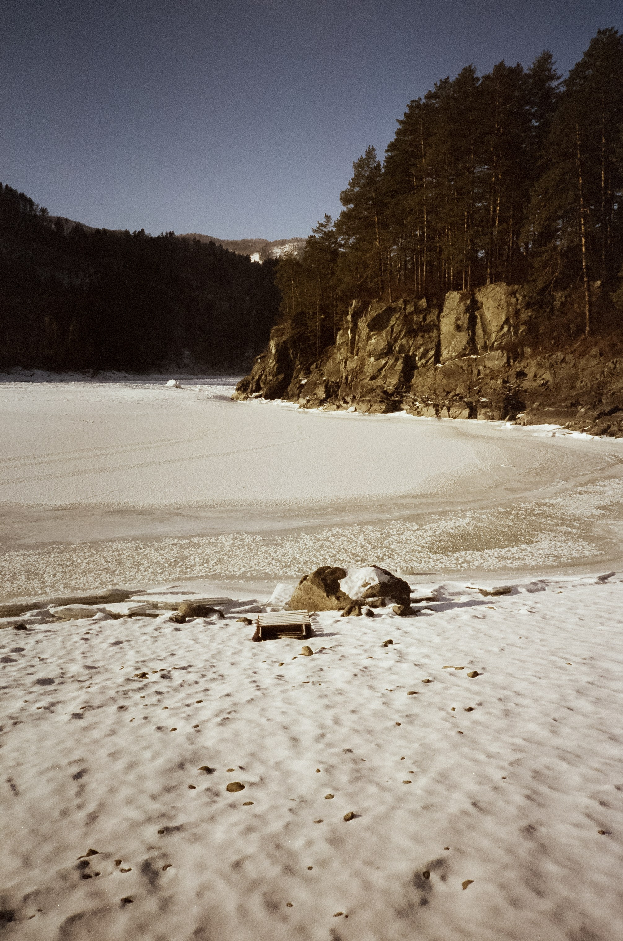 Кызыл-Таш. Зимний пляж. Фотограф-документалист Мария Осокина