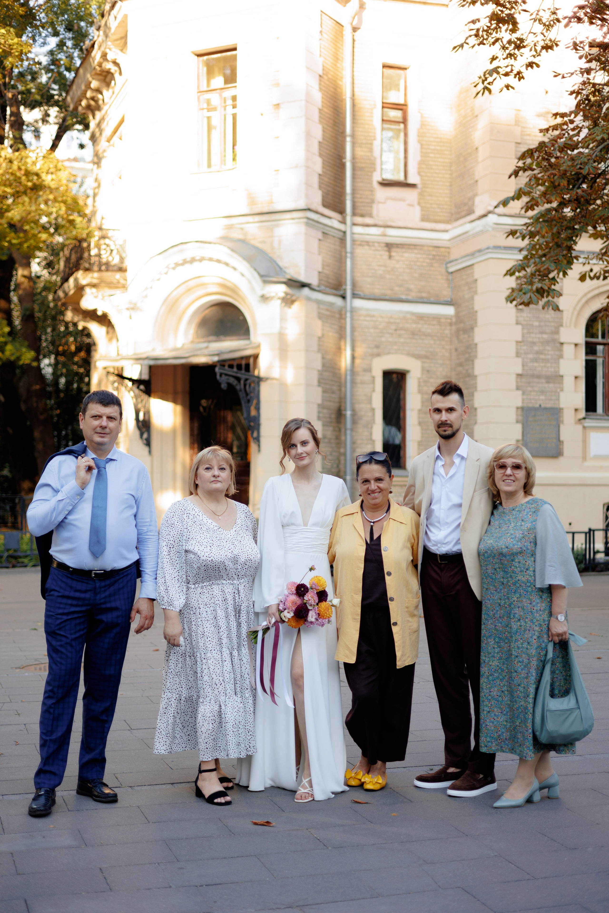 Оля + Антон. Вова Петров