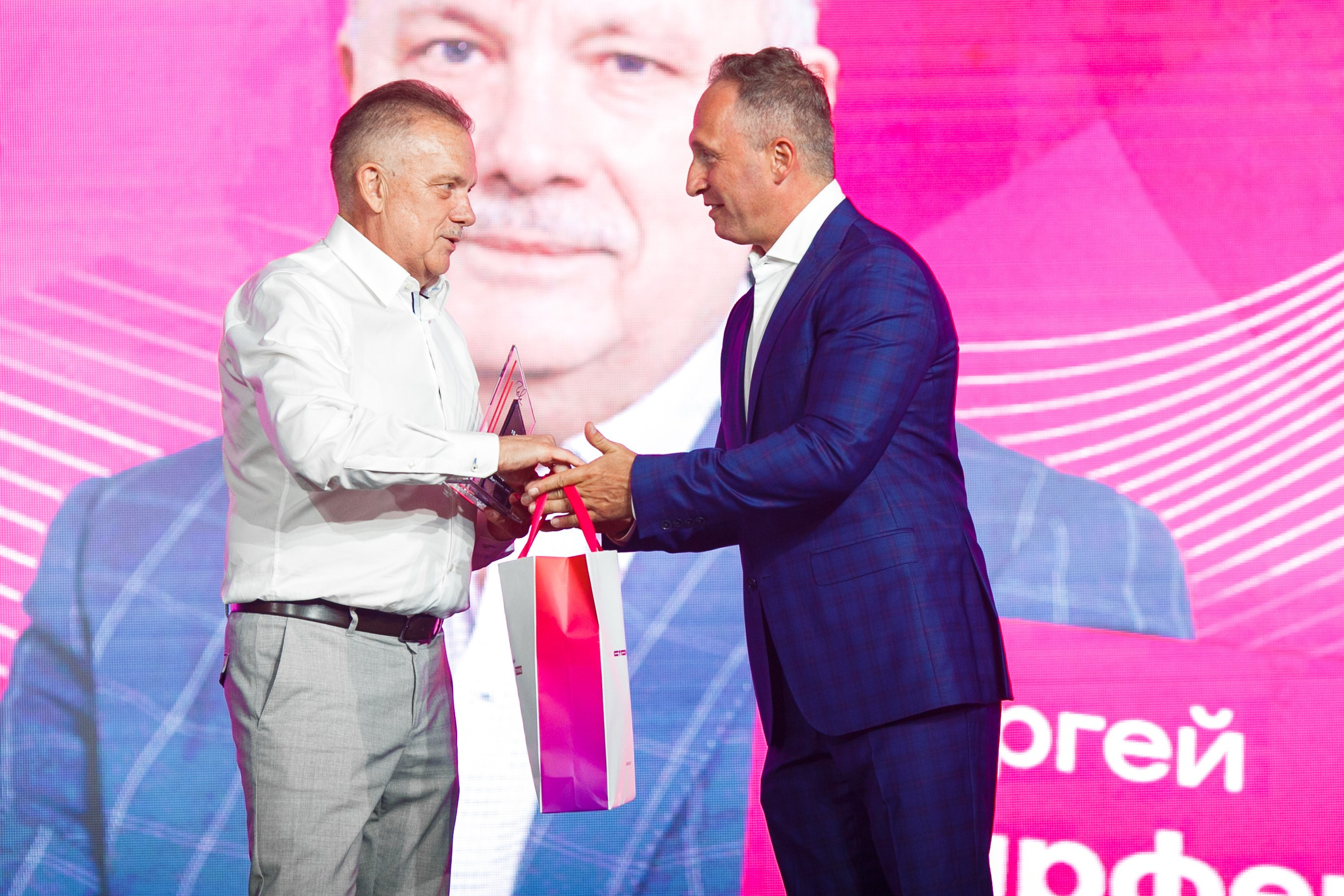 Фотосъемка корпоратива компании «Страна девелопмент». Репортажный фотограф Борис Геер