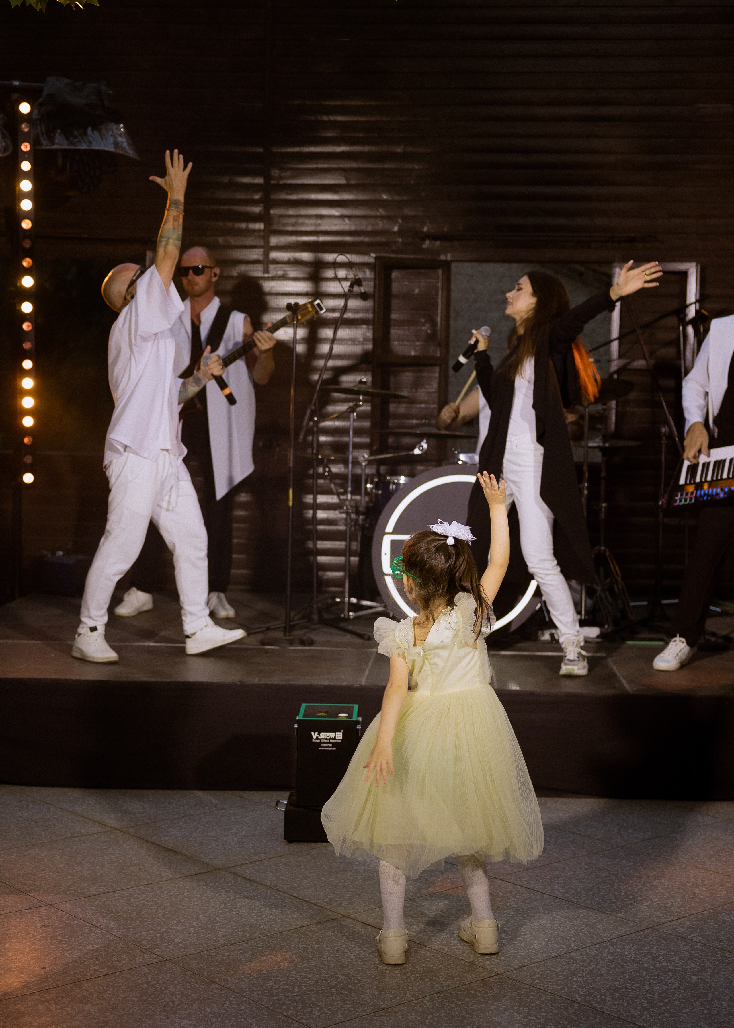 Дмитрий и Алита. Фотограф Эмиль Исякаев