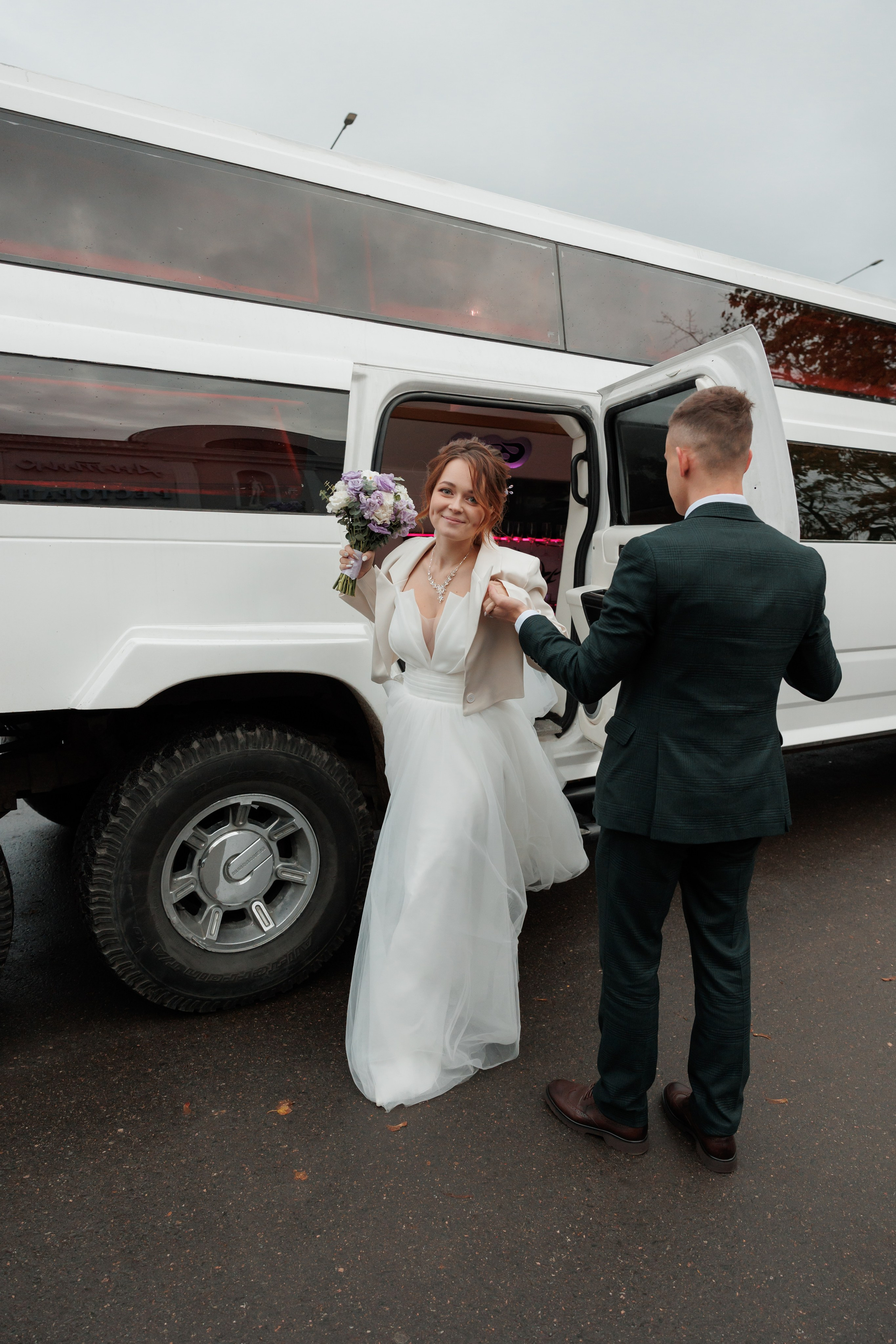 Константин и Дарья, ЗАГС ВДНХ, отель Soluxe, ресторан «Антик». Свадебный и репортажный фотограф (Москва, Королев и другие)