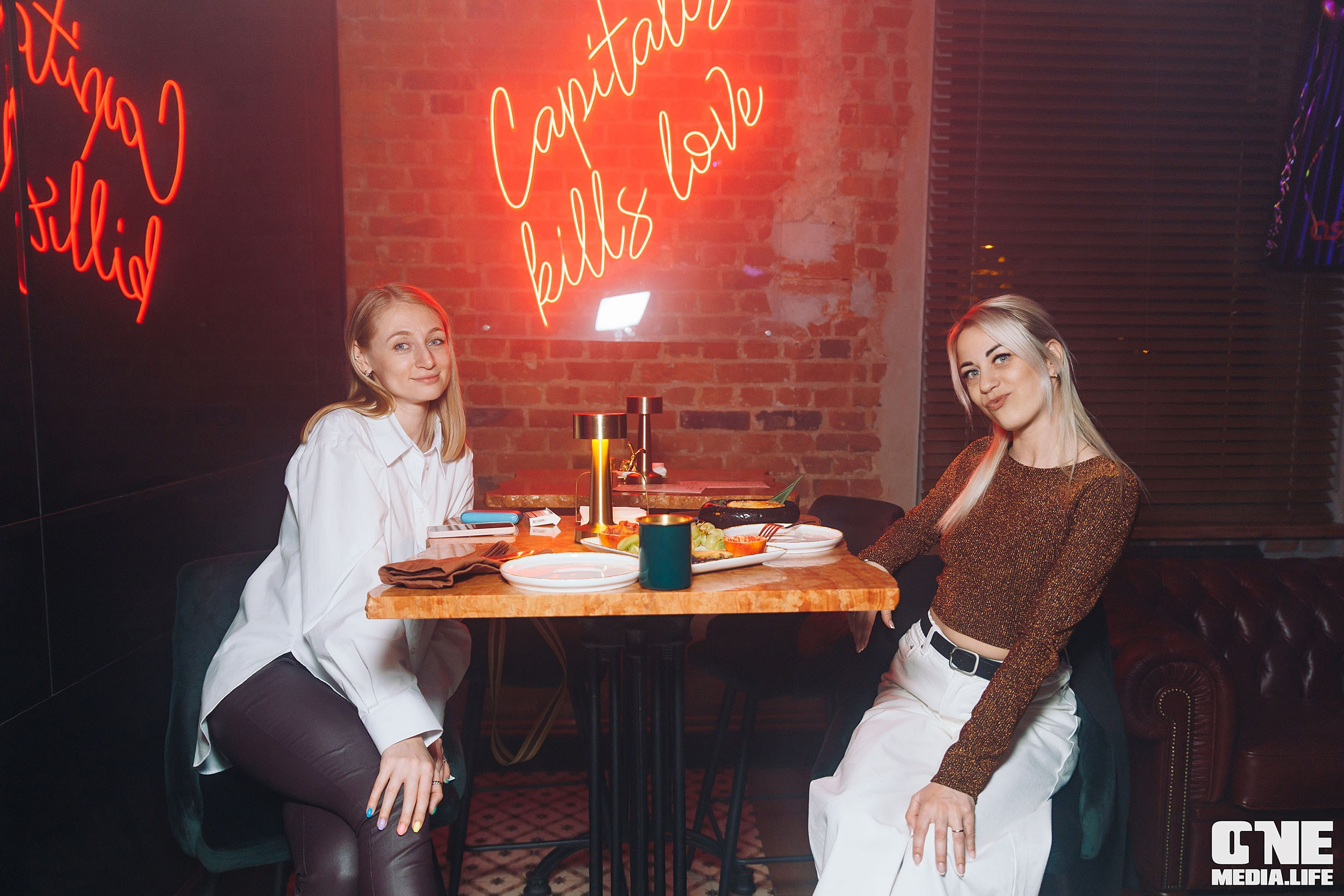 Фоторепортаж из караоке-клуба Белгравия. One Media Life: фоторепортажи, фотоотчеты с мероприятий и заведений