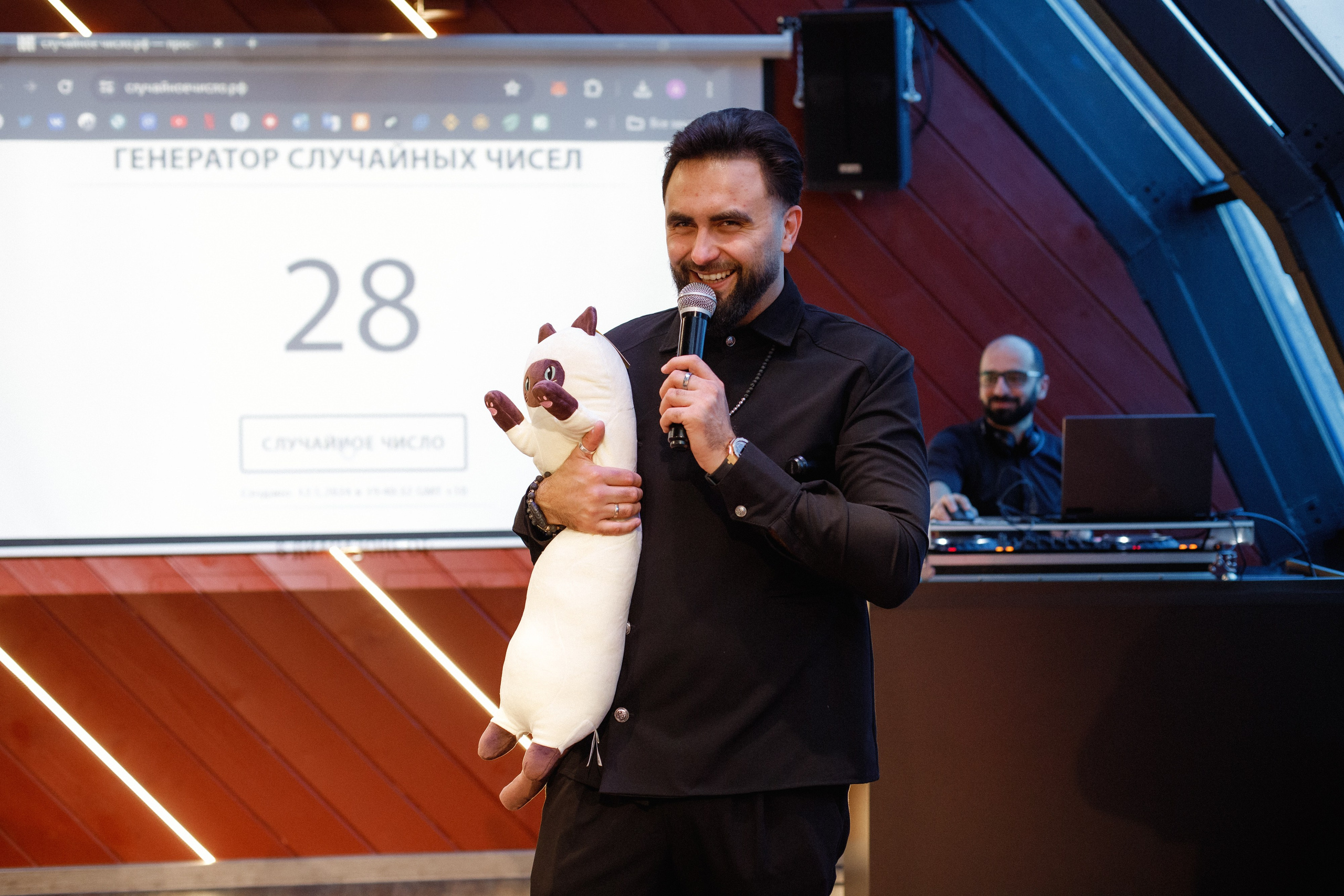 QUEEN KHV [12 ЛЕТ]. СВОИ. ФОТООТЧЕТЫ-СОБЫТИЯ-МЕСТА