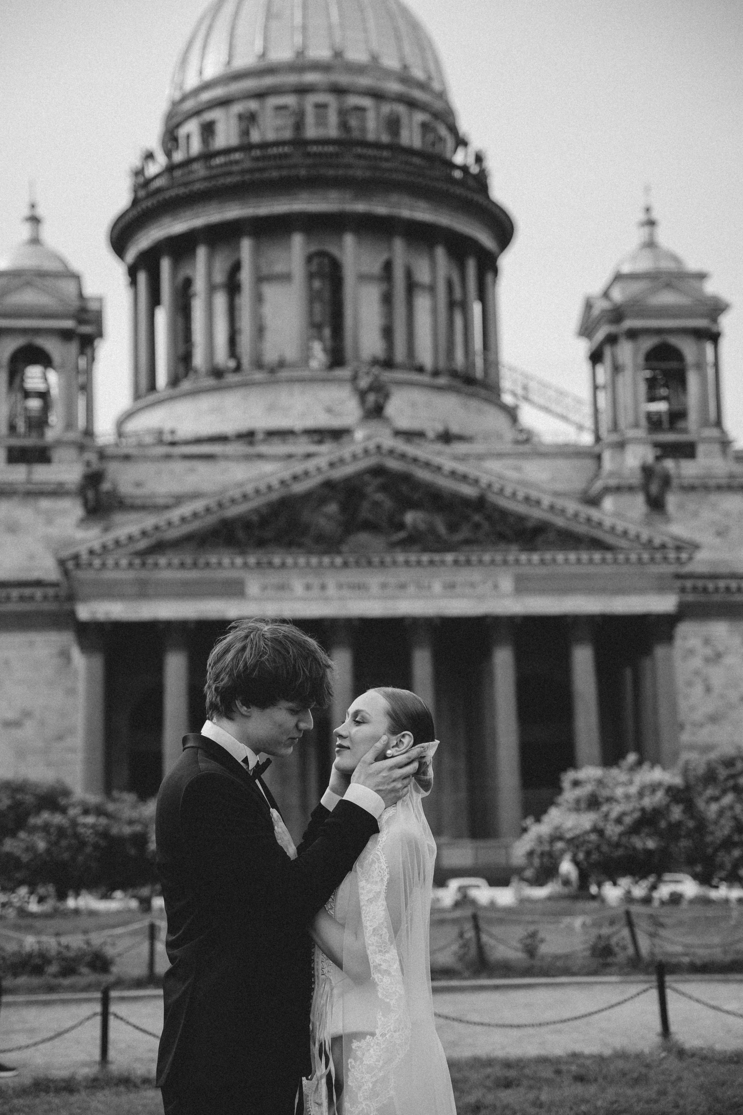 Свадебная прогулка в Санкт-Петербурге. Семейный и свадебный фотограф в Санкт-Петербурге Екатерина Васильева