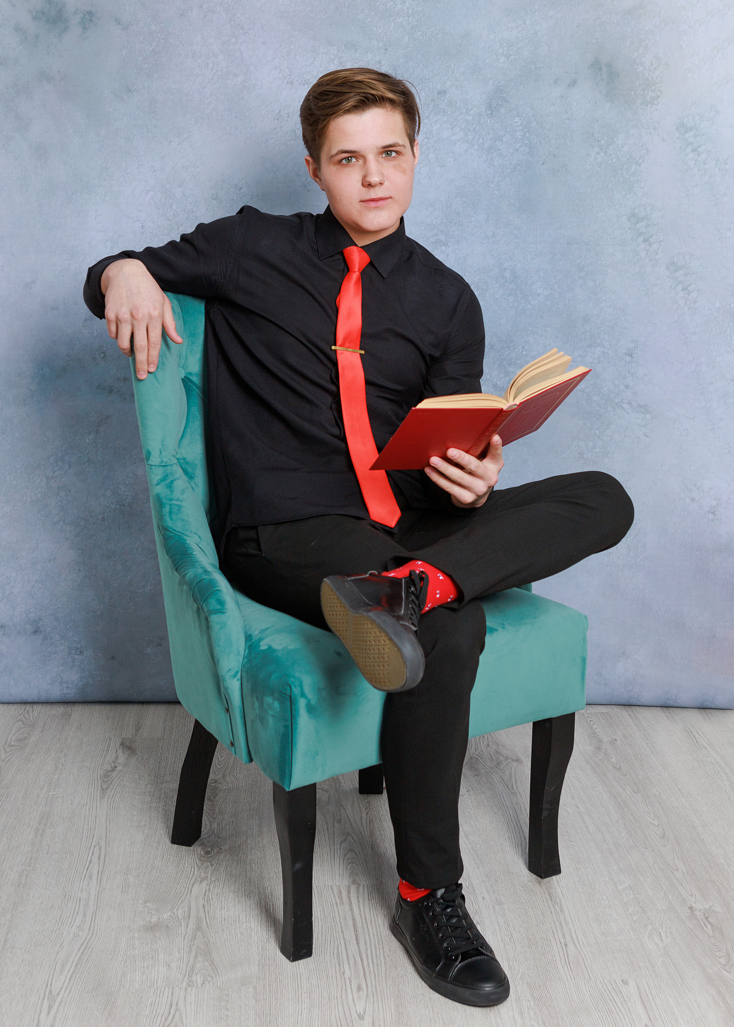 Школа 9 — 11 классы. Выпускные альбомы для школ и детских садов