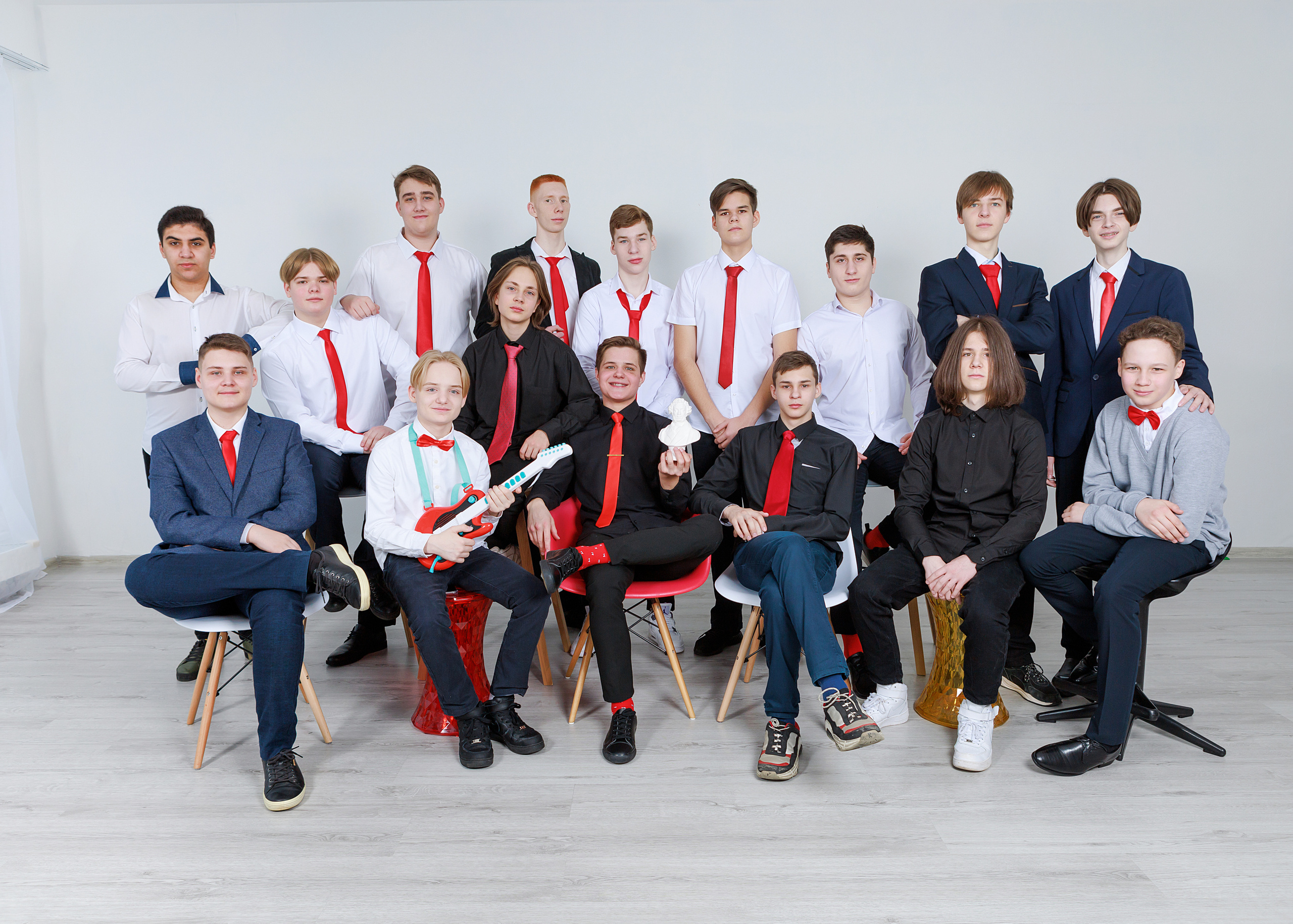 Школа 9 — 11 классы. Выпускные альбомы для школ и детских садов