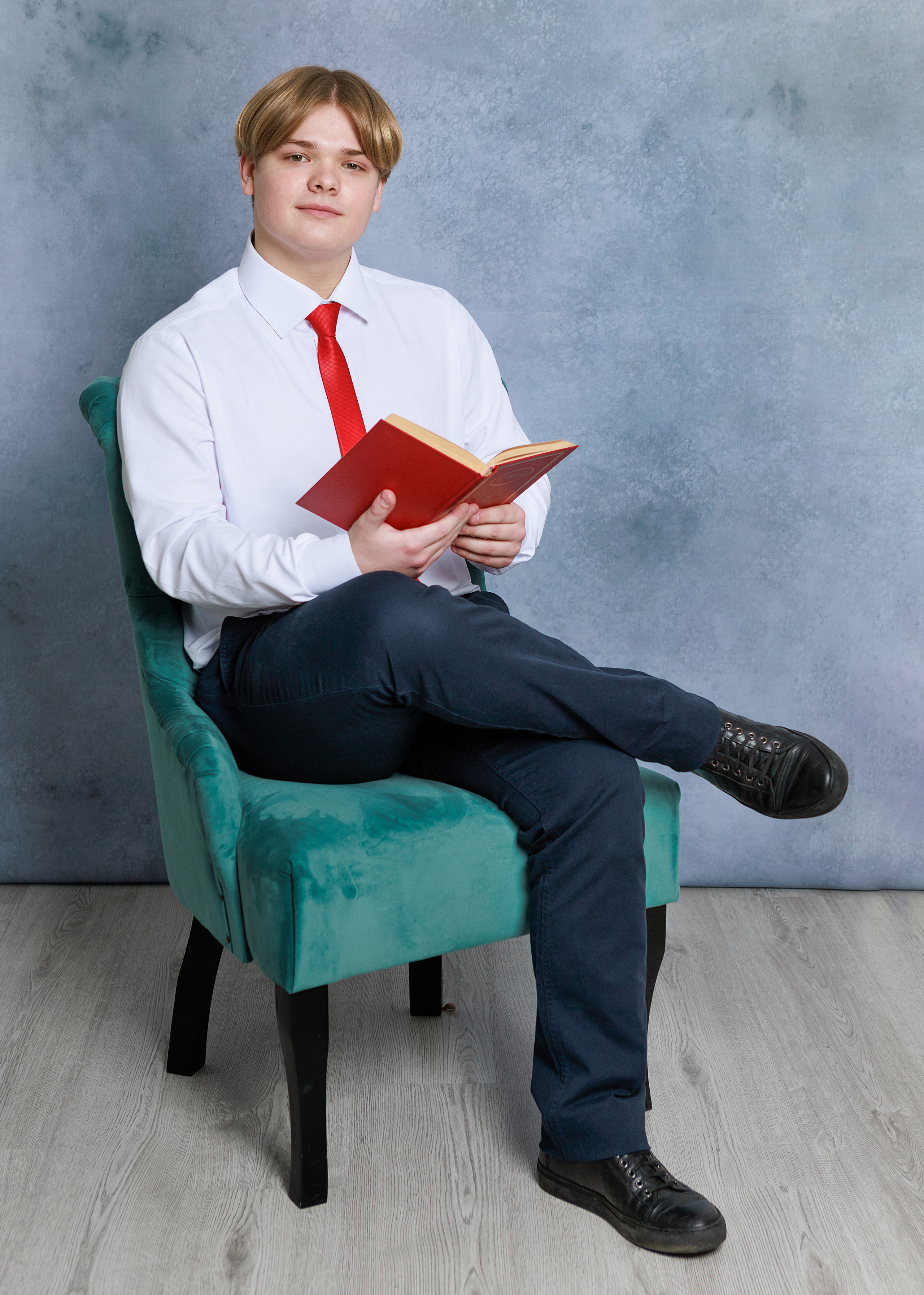 Школа 9 — 11 классы. Выпускные альбомы для школ и детских садов