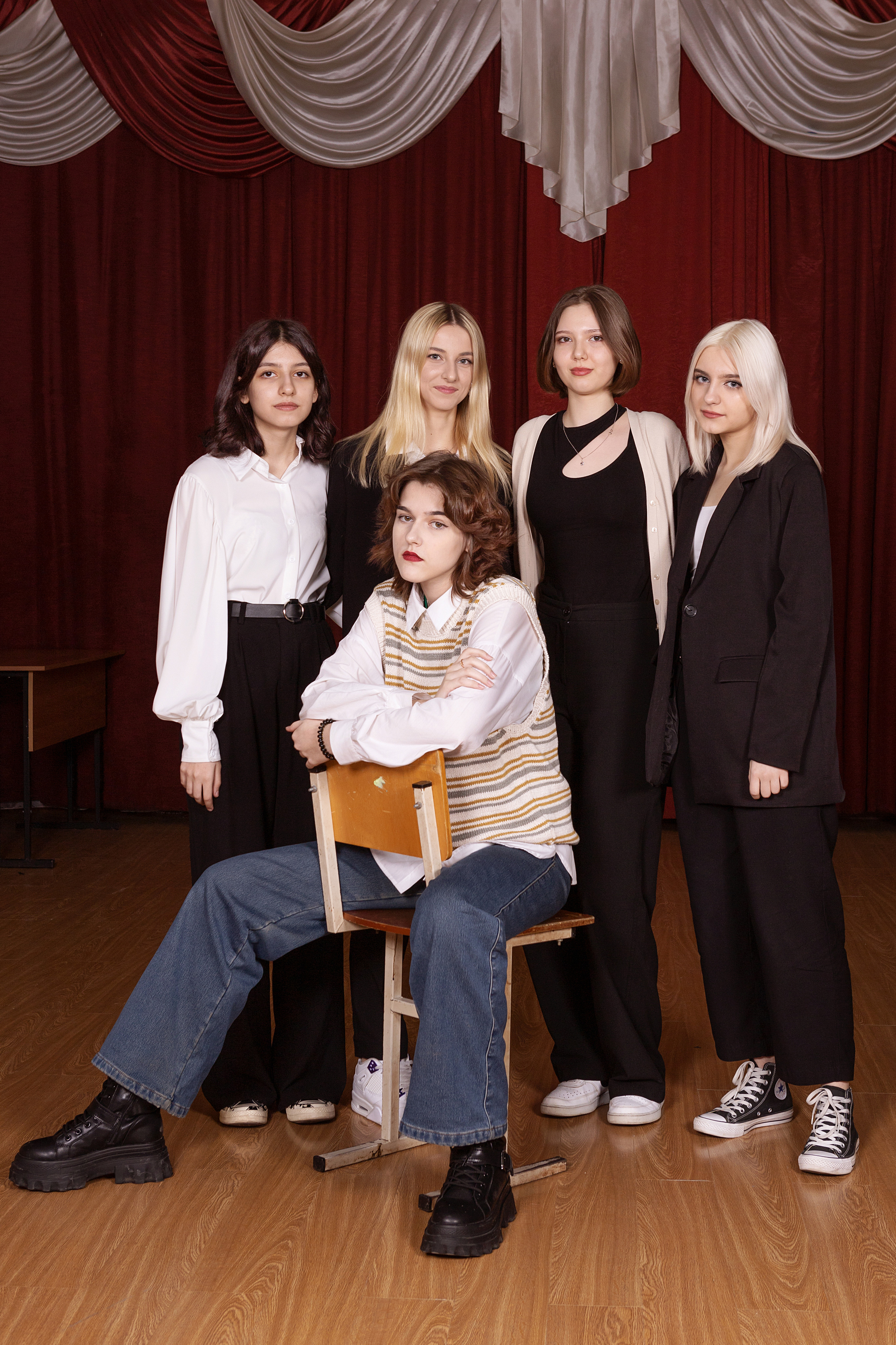 Школа 9 — 11 классы. Выпускные альбомы для школ и детских садов