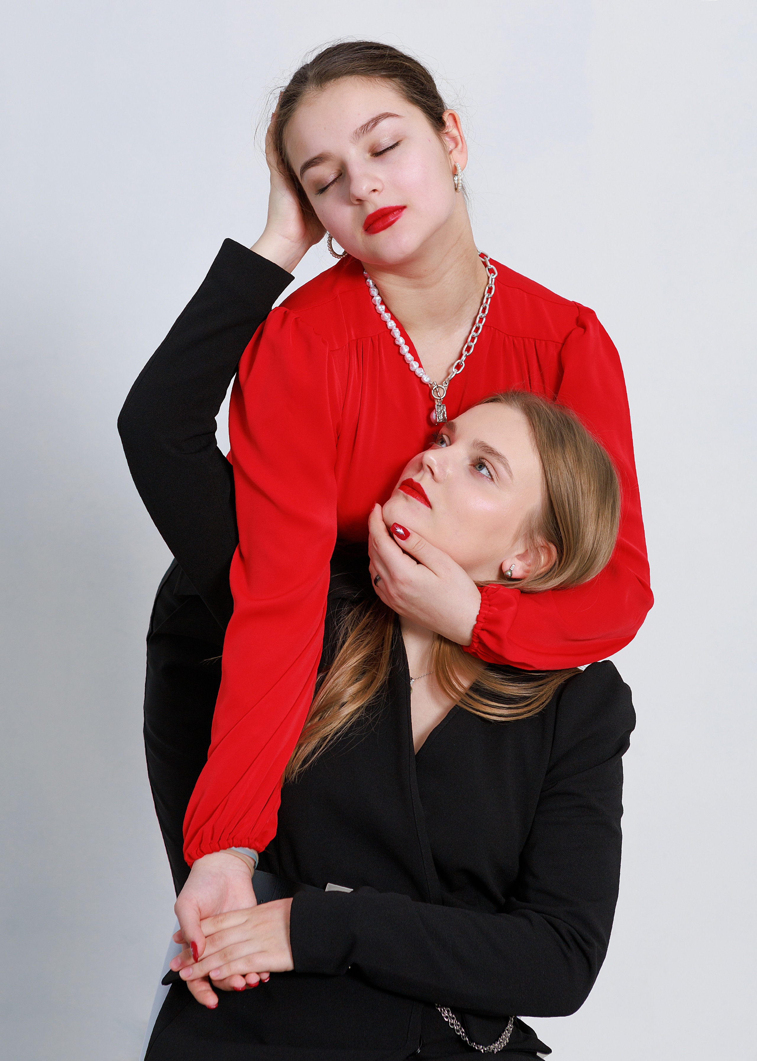 Школа 9 — 11 классы. Выпускные альбомы для школ и детских садов