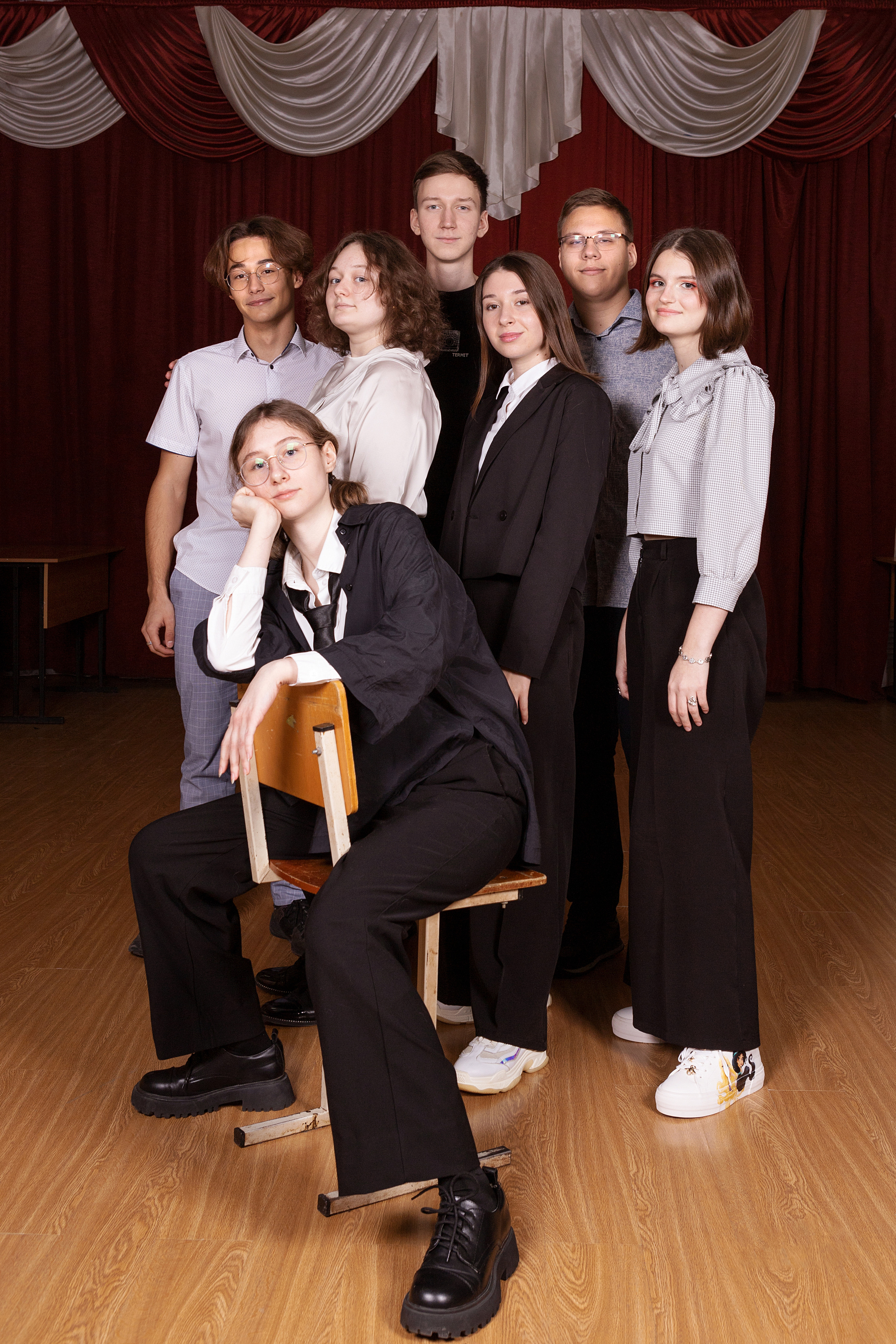 Школа 9 — 11 классы. Выпускные альбомы для школ и детских садов