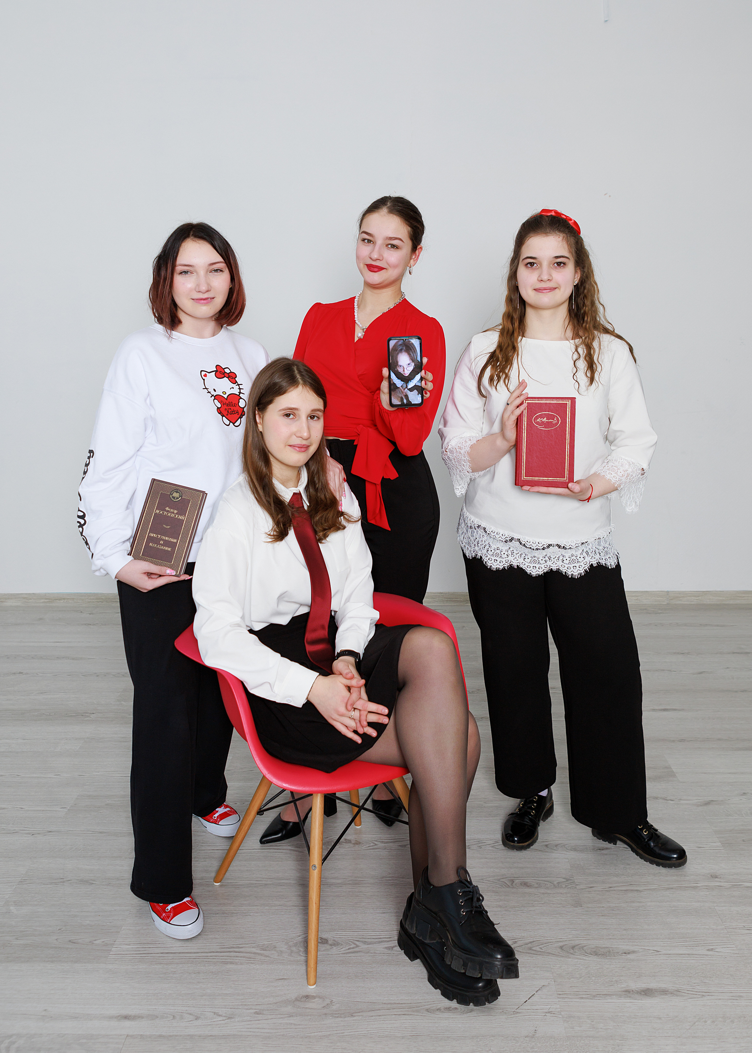 Школа 9 — 11 классы. Выпускные альбомы для школ и детских садов