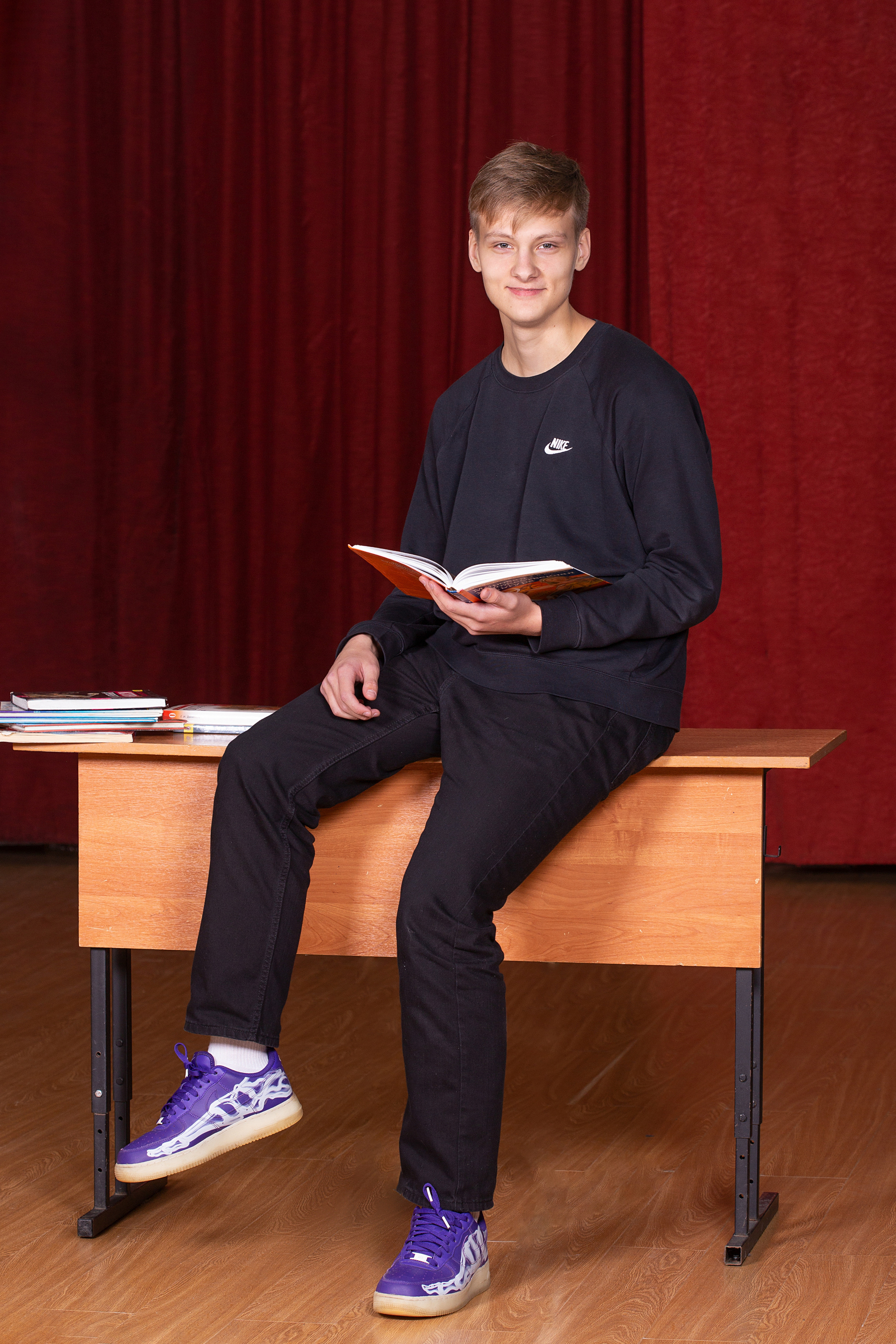 Школа 9 — 11 классы. Выпускные альбомы для школ и детских садов