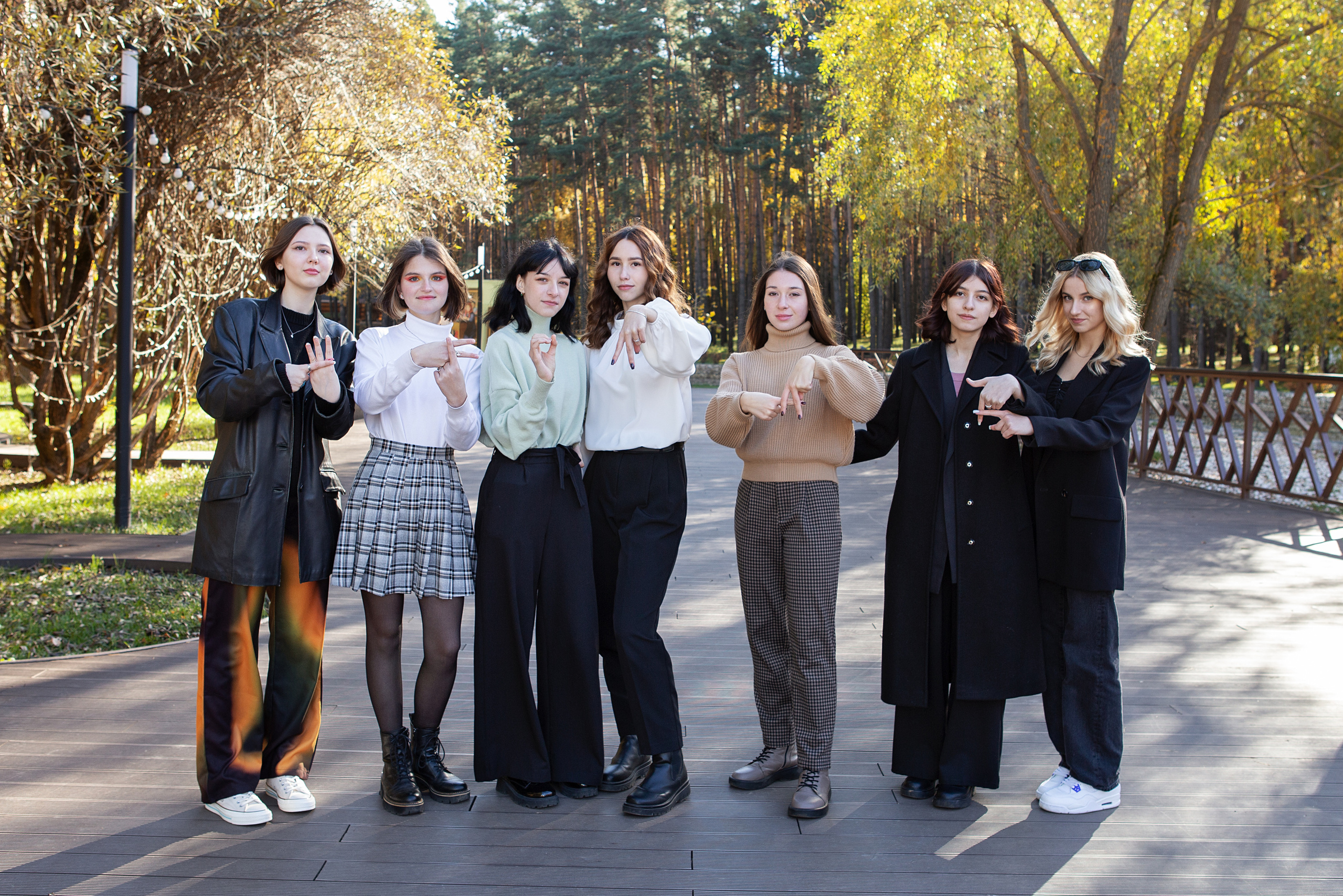 Школа 9 — 11 классы. Выпускные альбомы для школ и детских садов