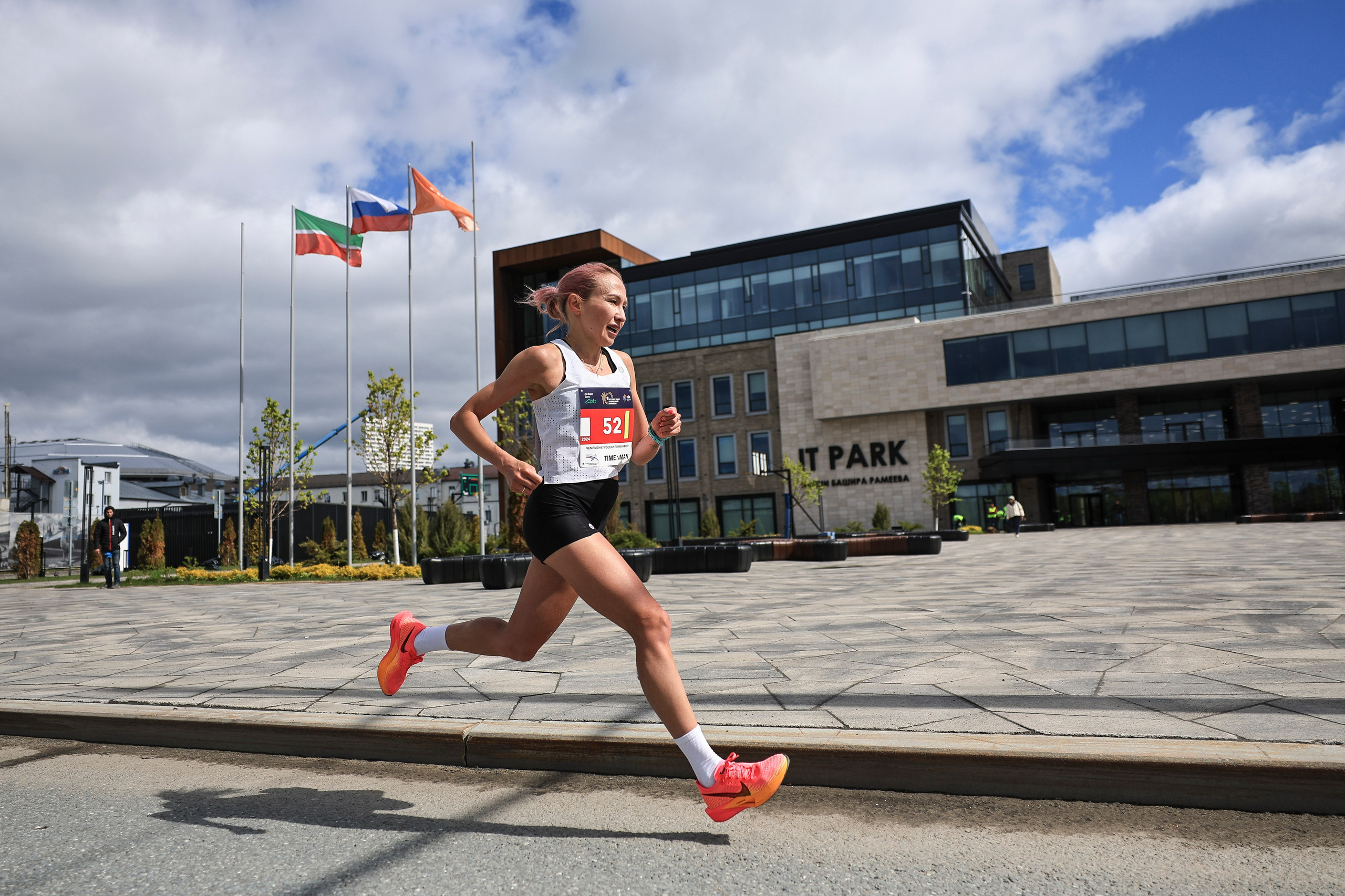 Казанский марафон 2024. Спортивный репортажный фотограф Казань Нафис Сиразетдинов