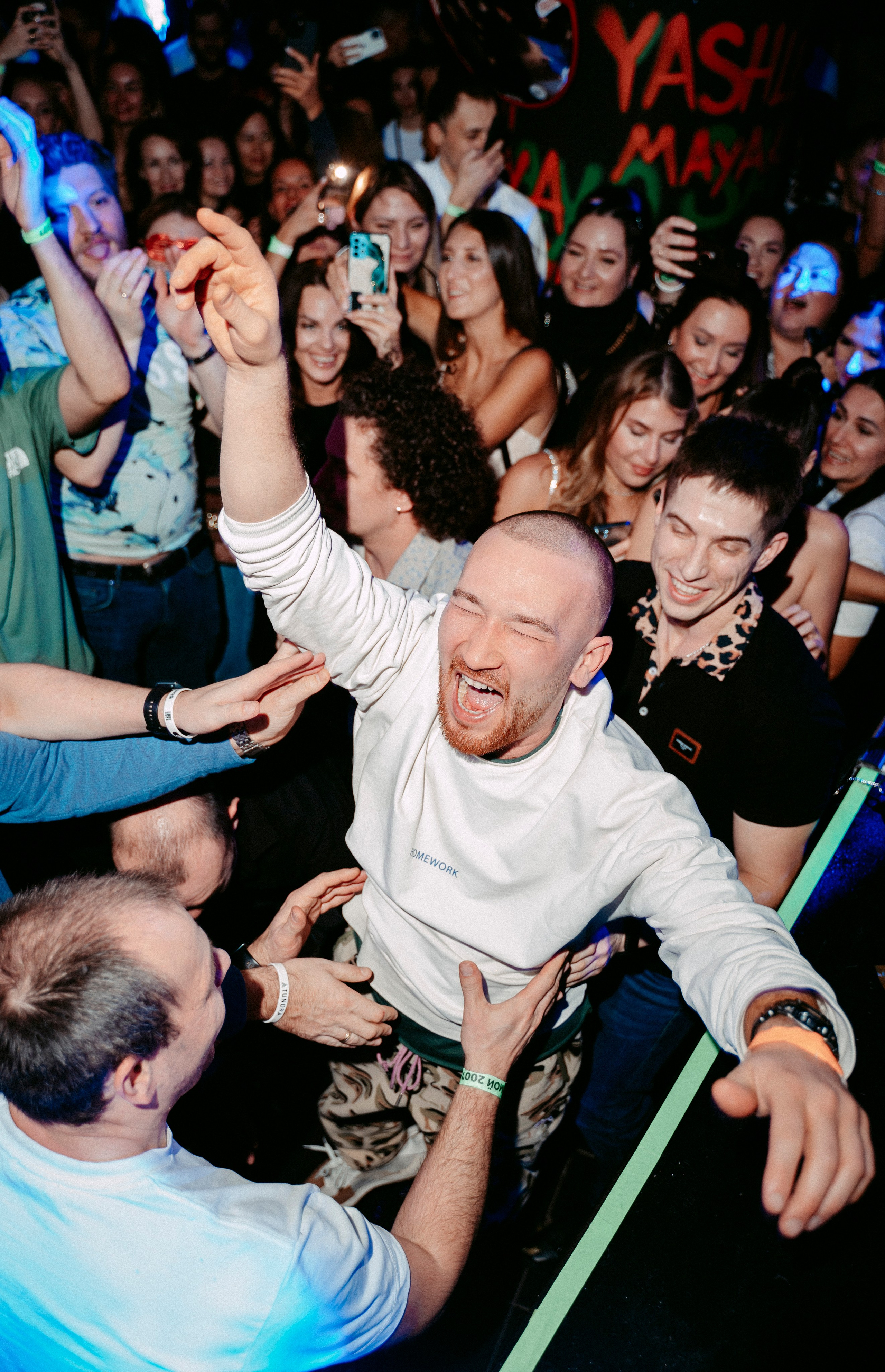 Где мой 2007: ностальгия и Катя Чехова / 2023. Саша Копылов, фотограф в Казани