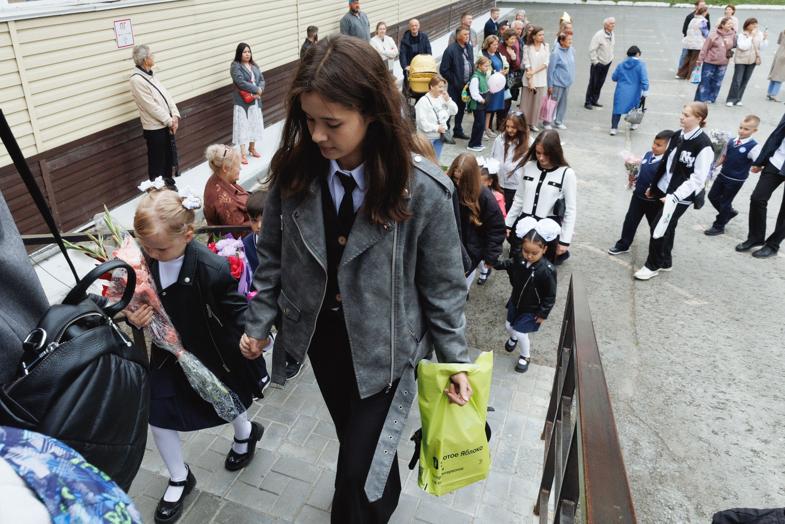 1 сентября лицей № 28. Фотомастерская Воробьевых