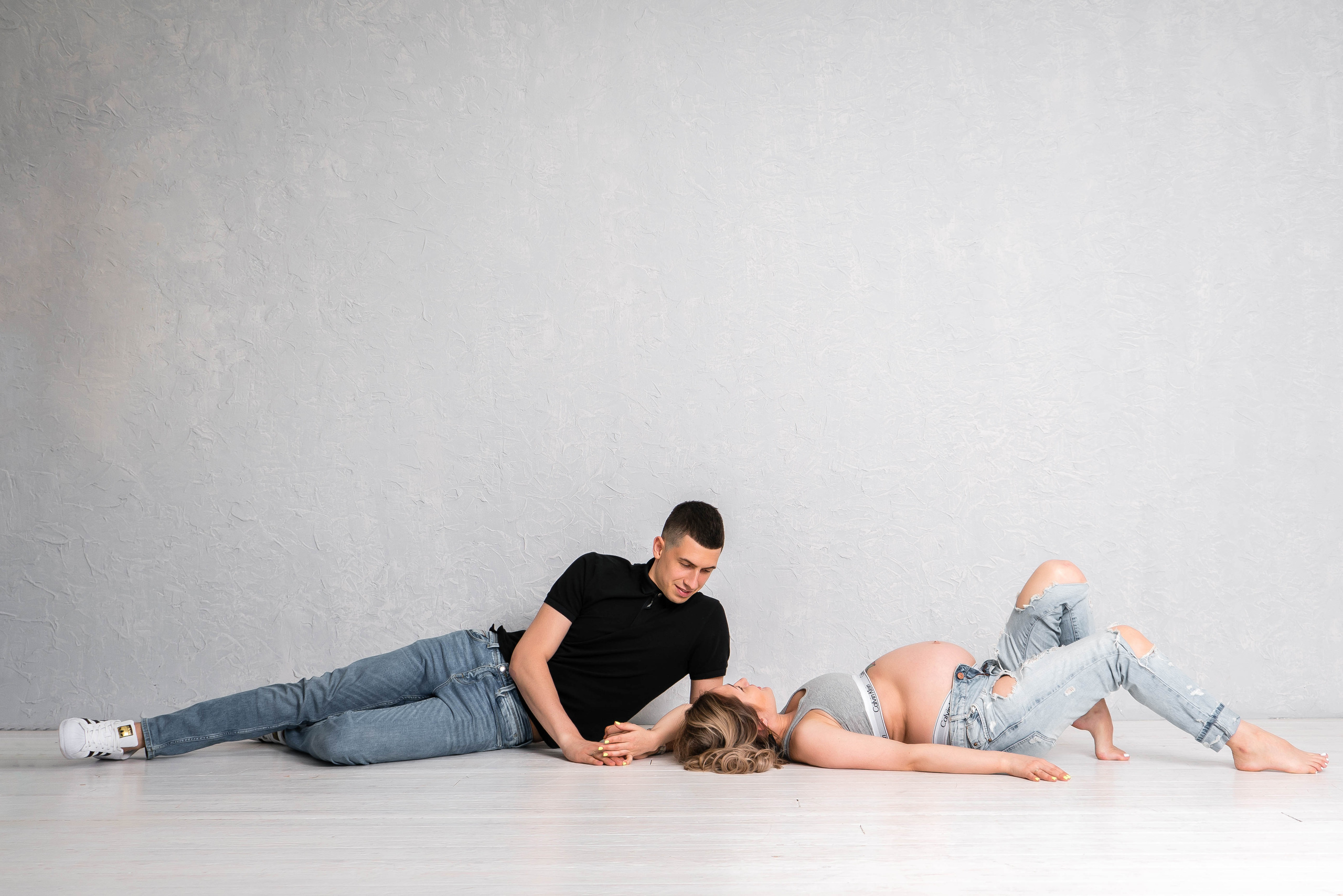 В ожидании чуда в Гранат фотостудии. Создаю контент для бизнеса- Андрей Корниенко и упаковываю компании и экспертов в Краснодаре