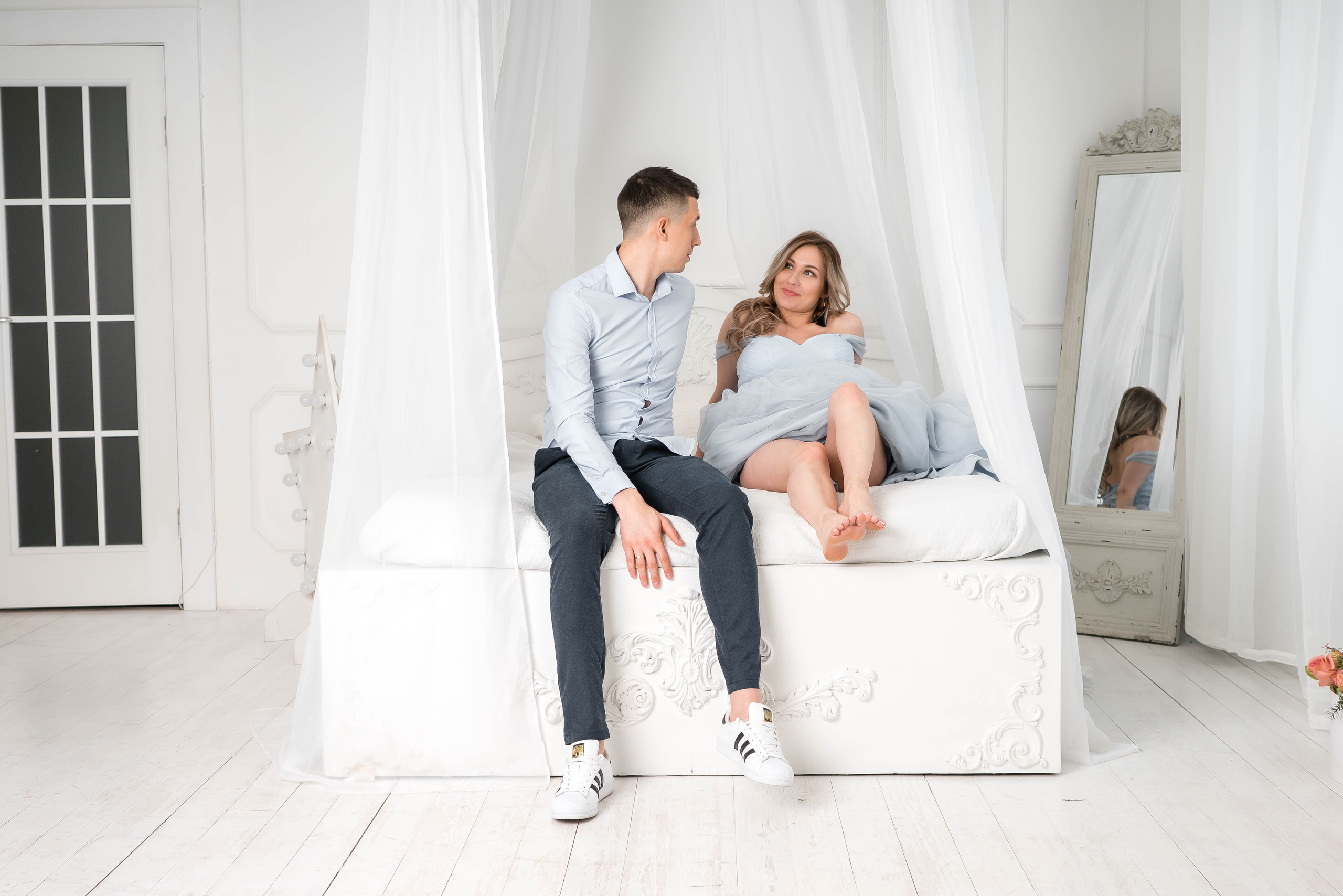 В ожидании чуда в Гранат фотостудии. Создаю контент для бизнеса- Андрей Корниенко и упаковываю компании и экспертов в Краснодаре