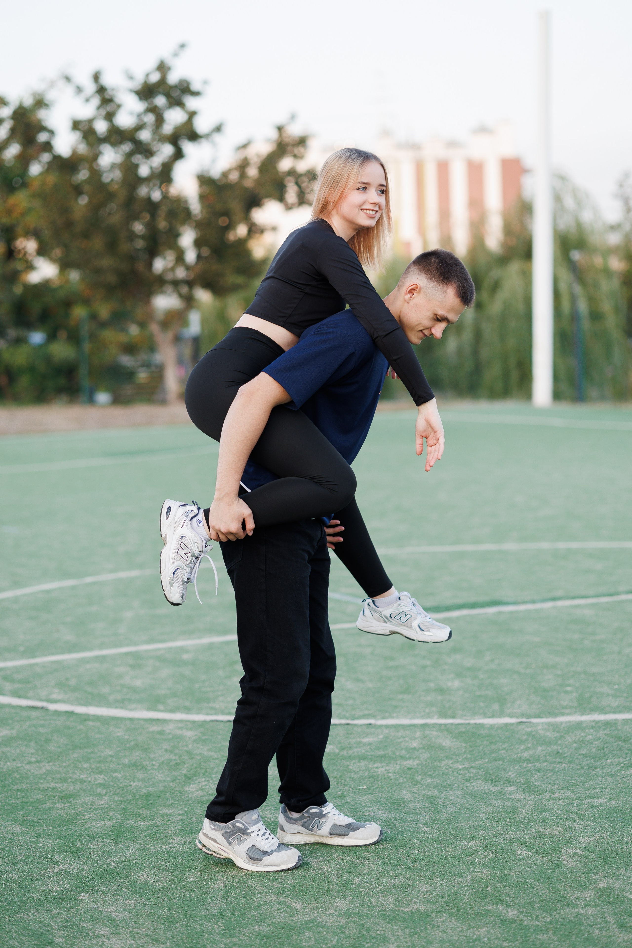На спорт площадке (Настя+Игорь). Photograph Svetlana Volkova