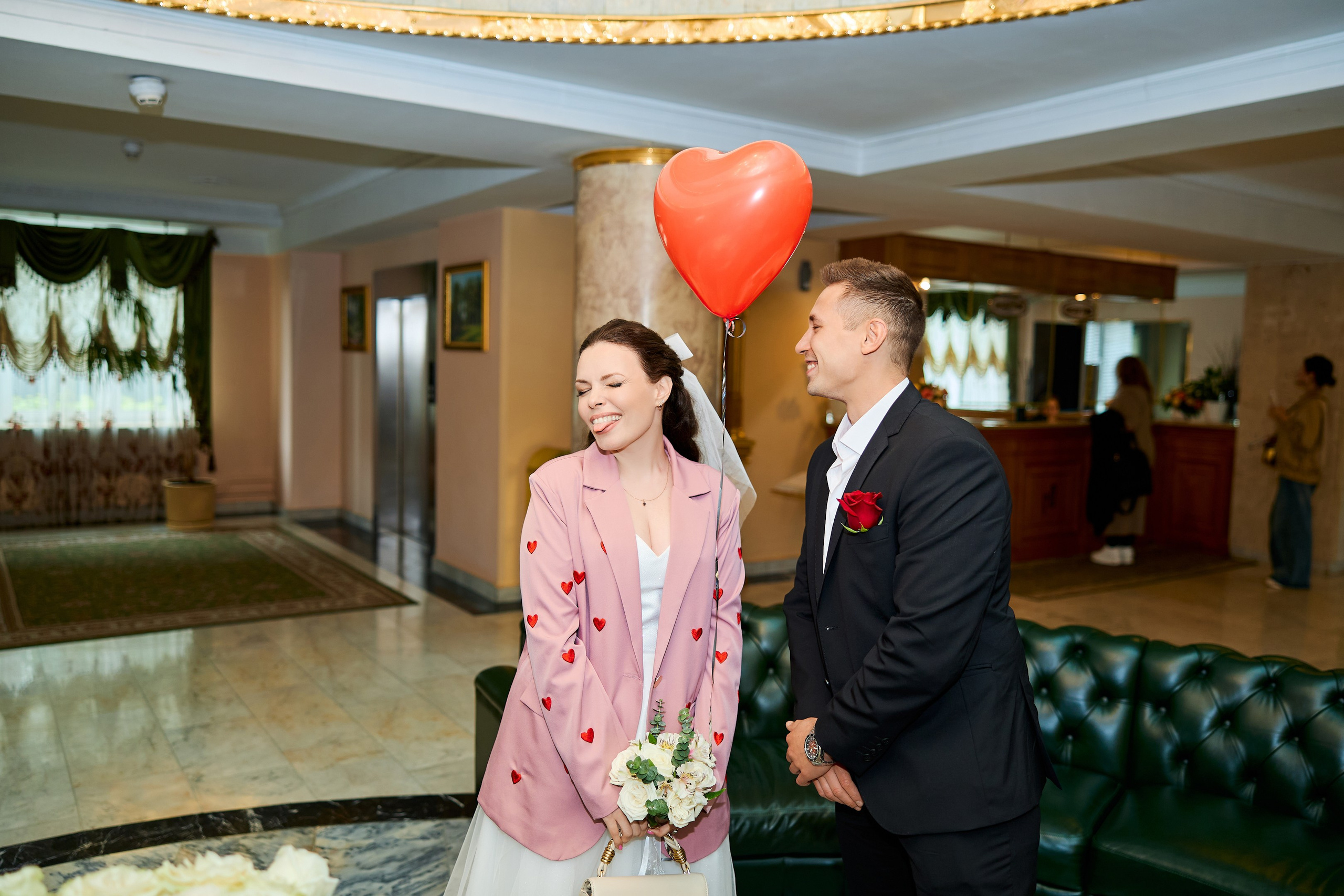 Свадебная фотосъёмка в гостинице Даниловская. Свадебный фотограф Сергей Колбинский