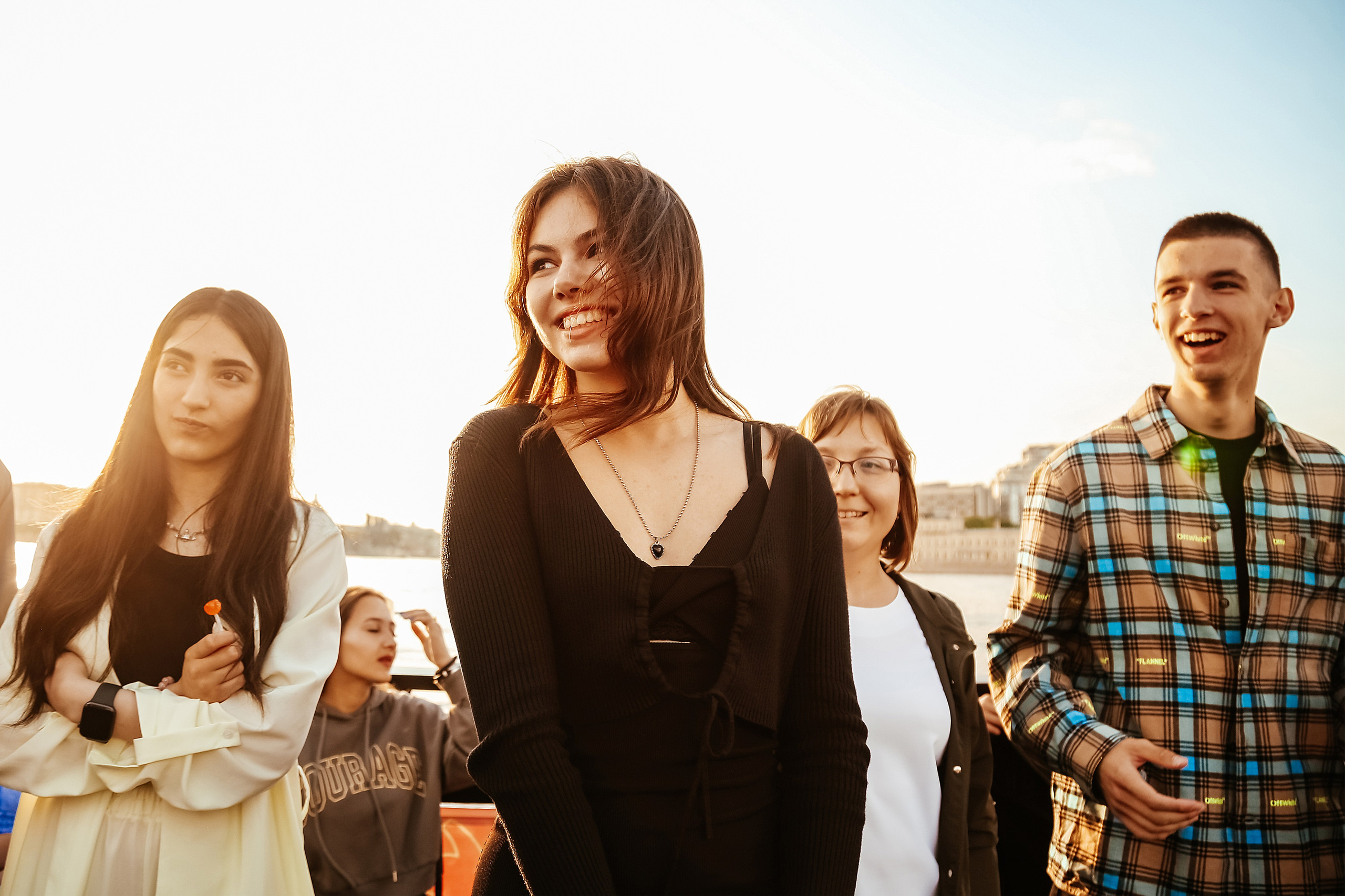 Выпускной на теплоходе, гости из Ульяновска. Семейный фотограф Любовь Саркеева