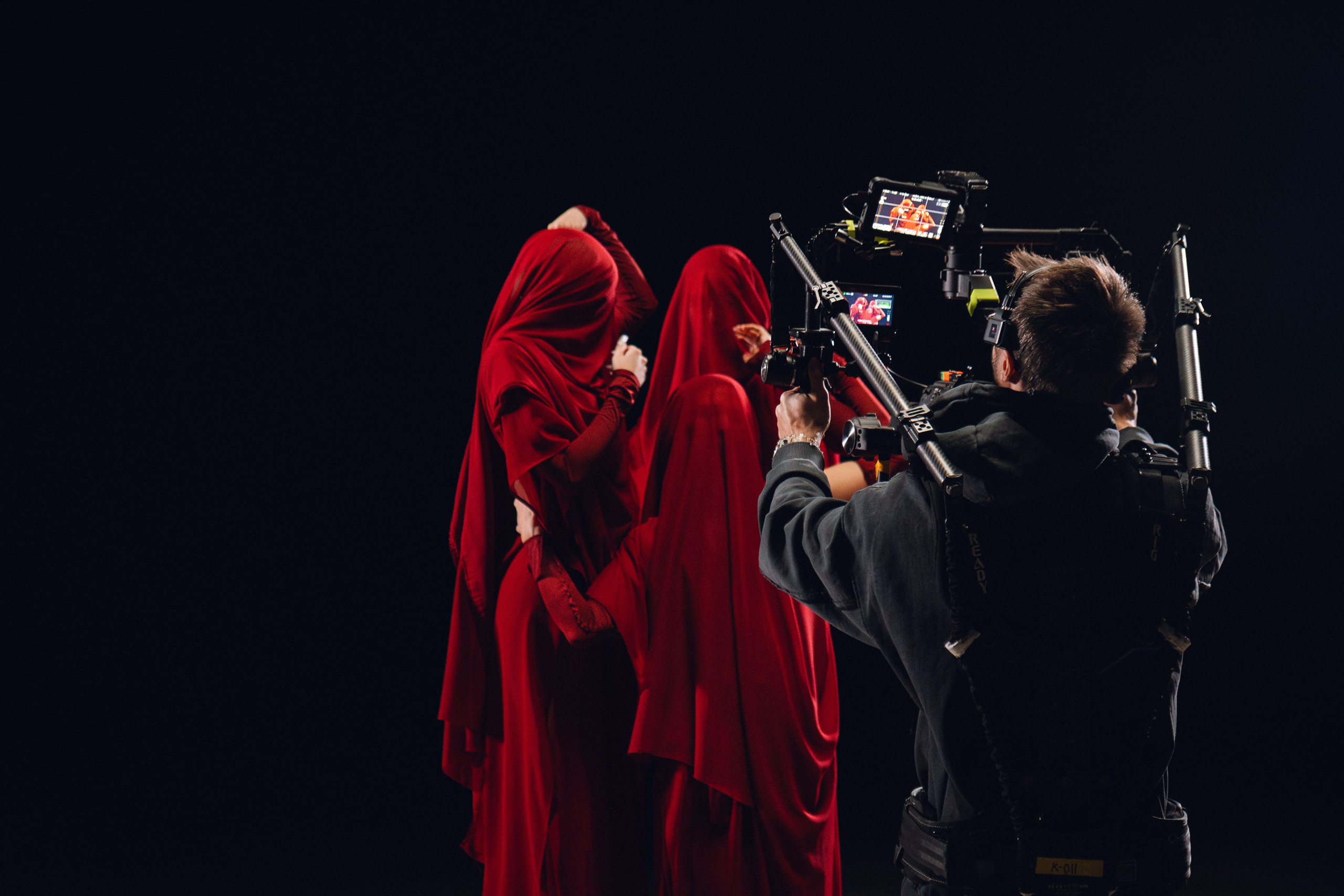 Бэкстеджи. Фотограф Егор Огородов