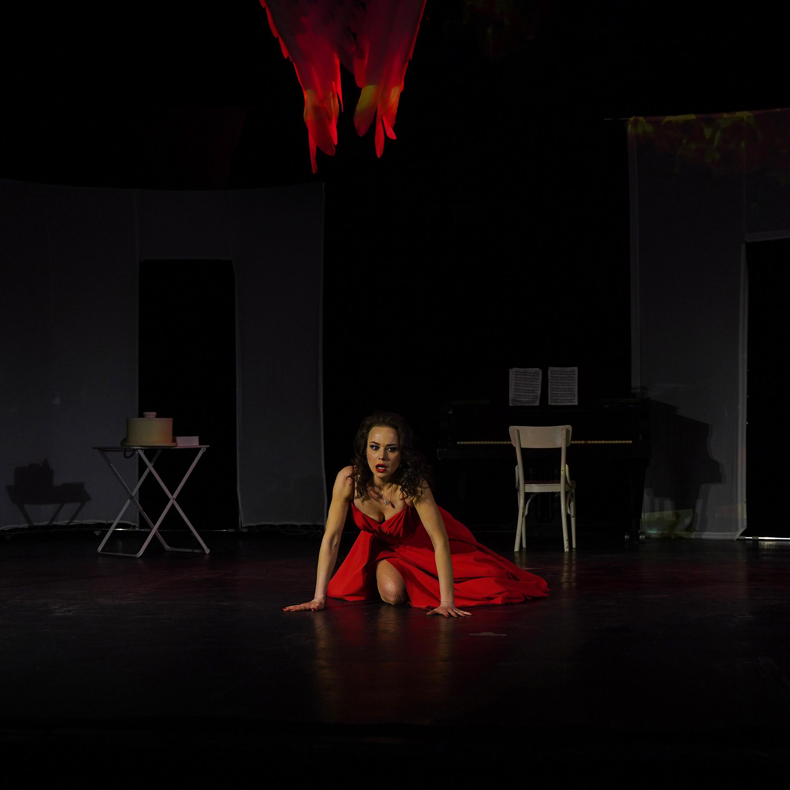 Театральная постановка Случайное танго. Ульяна Палама: Мир через призму фотокамеры