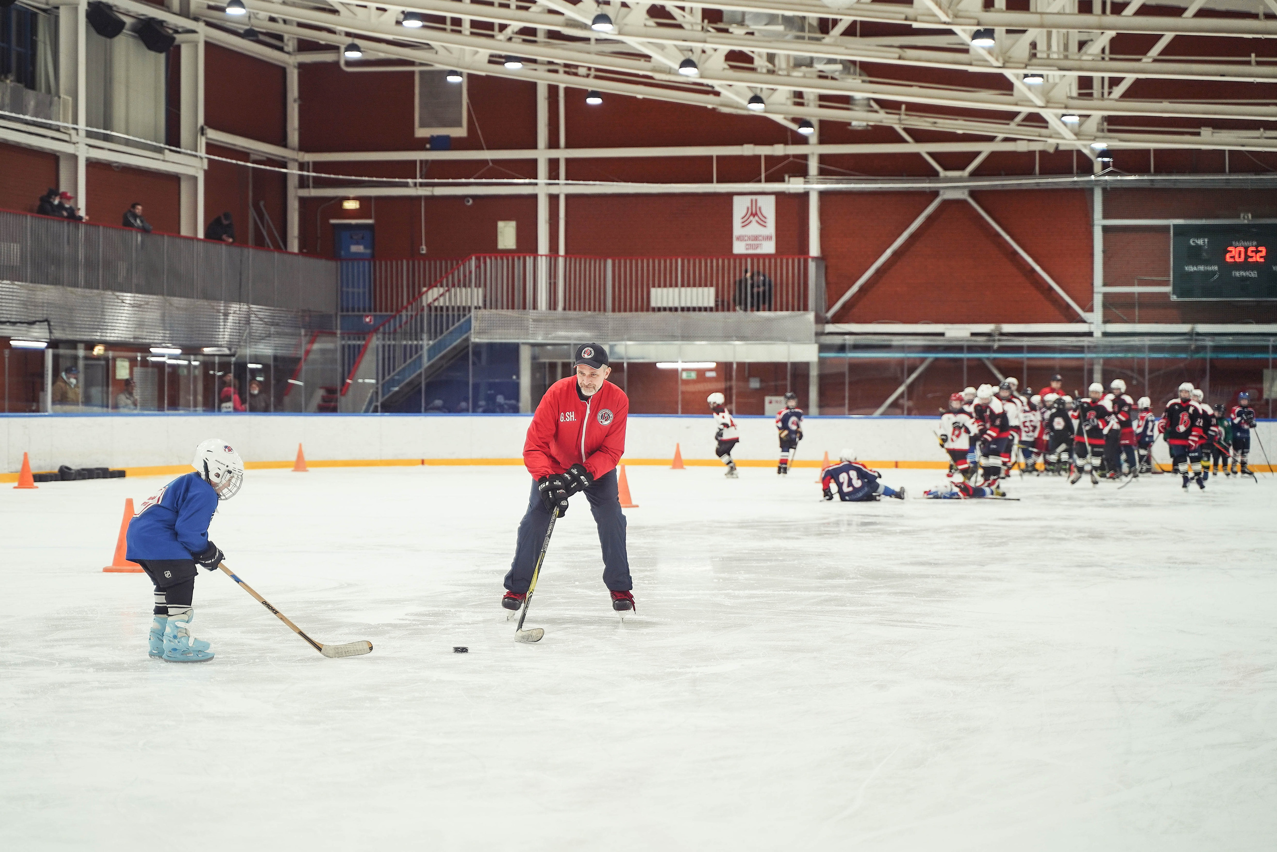 Детский Хоккейный Клуб. Ульяна Палама: Мир через призму фотокамеры