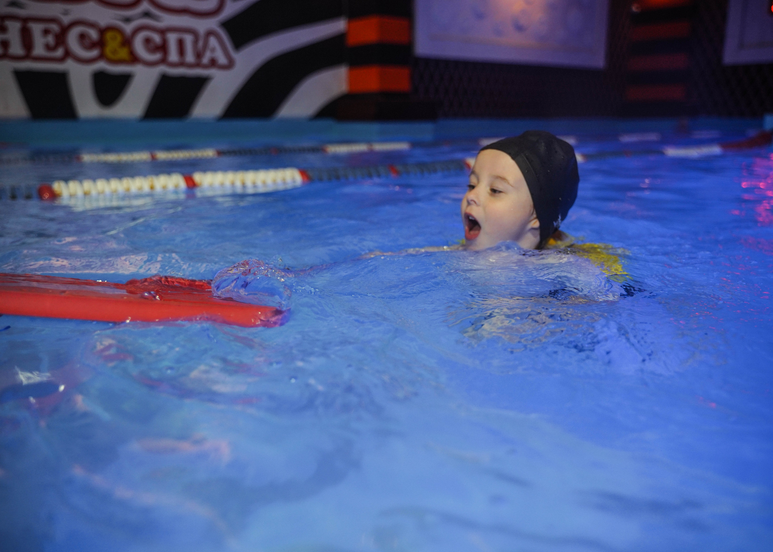 Детские зантия в бассейне. Ульяна Палама: Мир через призму фотокамеры