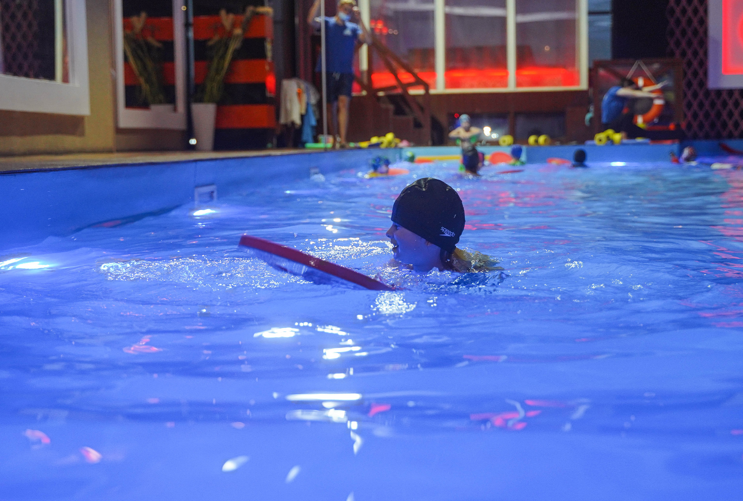 Детские зантия в бассейне. Ульяна Палама: Мир через призму фотокамеры