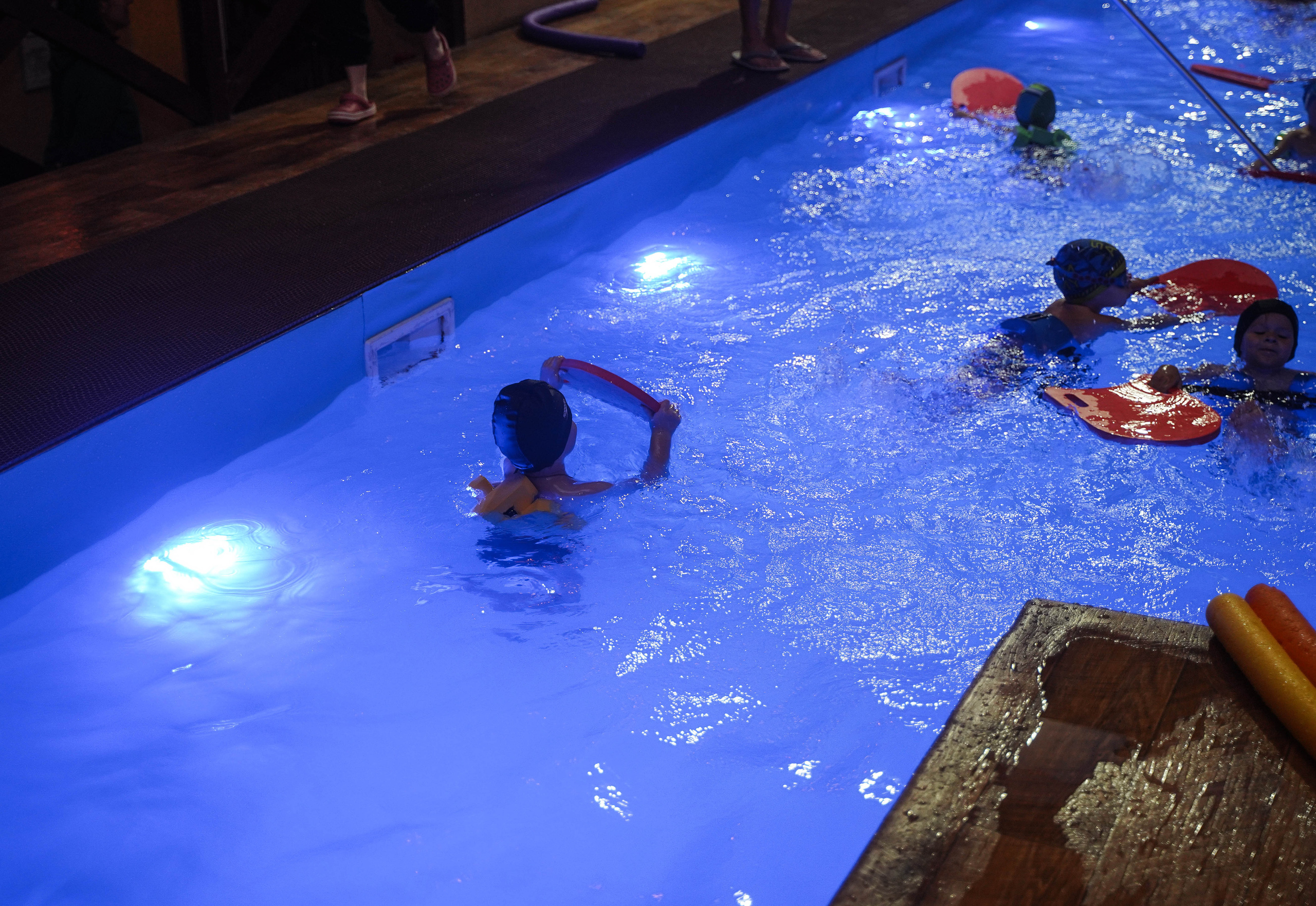 Детские зантия в бассейне. Ульяна Палама: Мир через призму фотокамеры