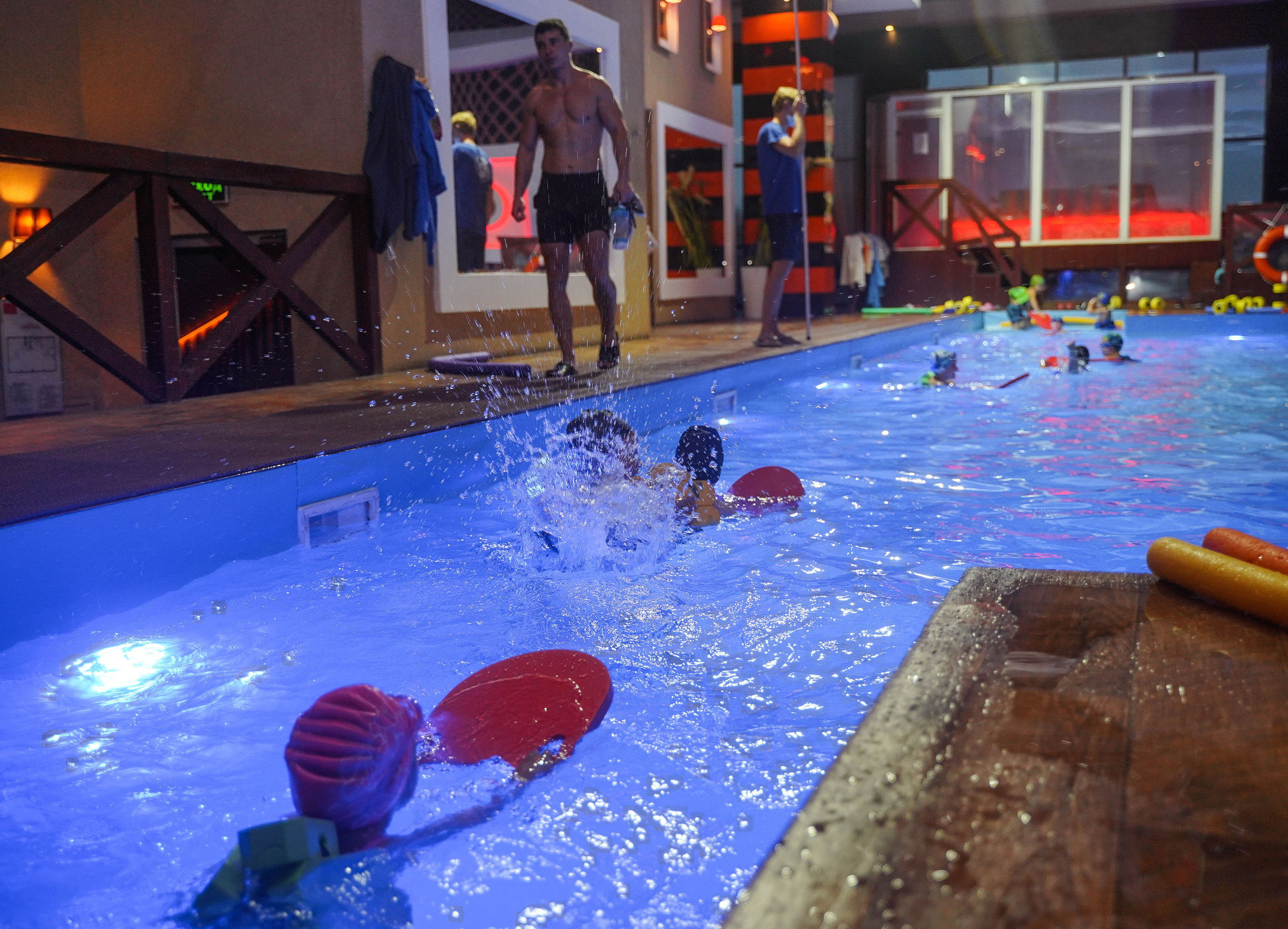 Детские зантия в бассейне. Ульяна Палама: Мир через призму фотокамеры