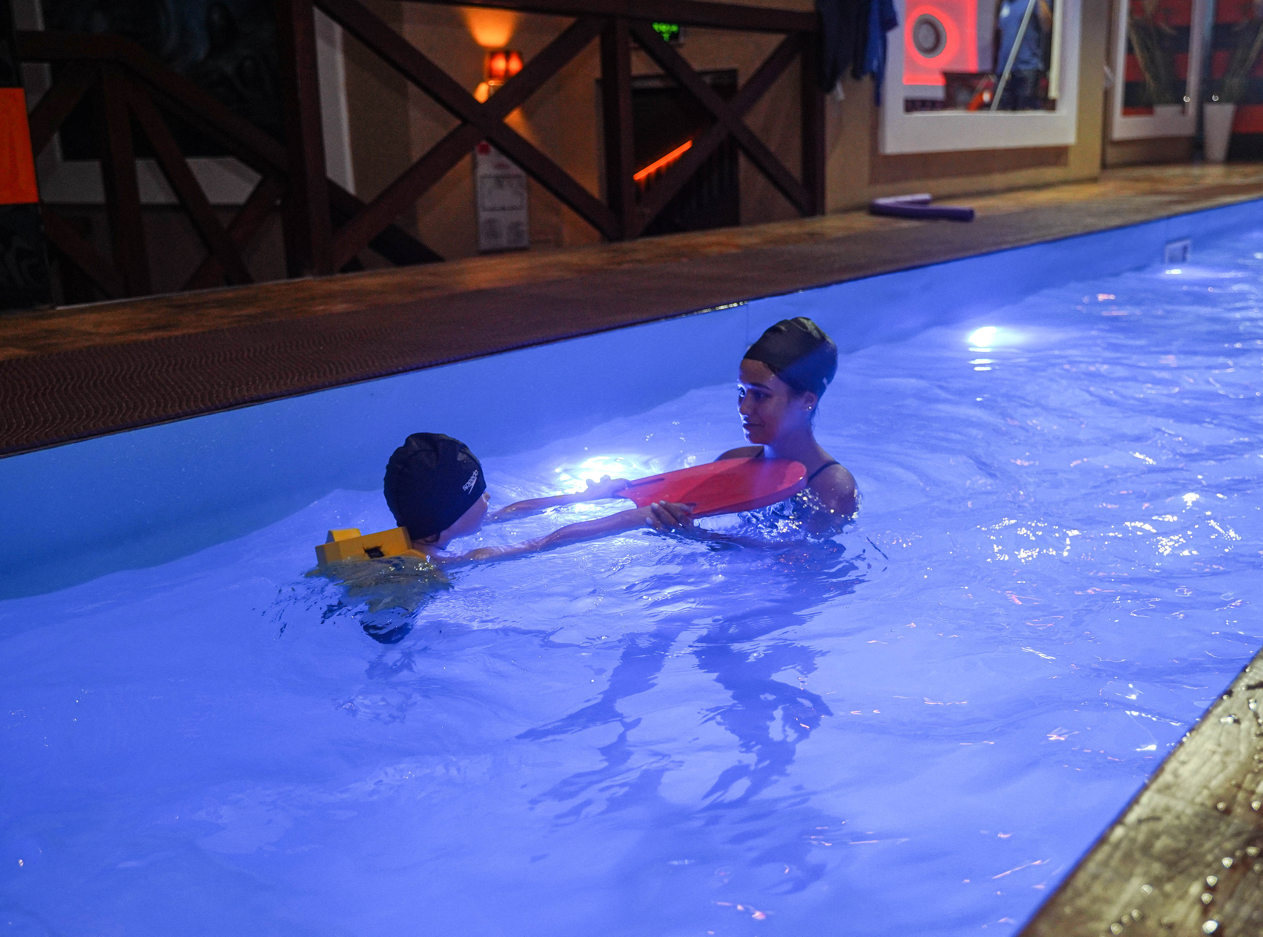 Детские зантия в бассейне. Ульяна Палама: Мир через призму фотокамеры