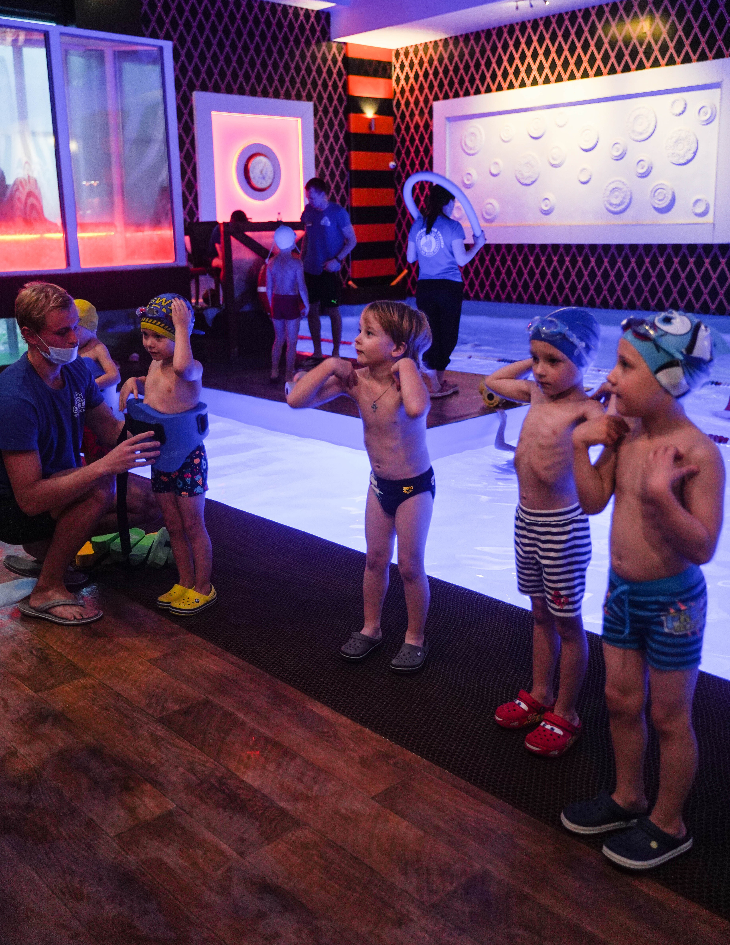 Детские зантия в бассейне. Ульяна Палама: Мир через призму фотокамеры