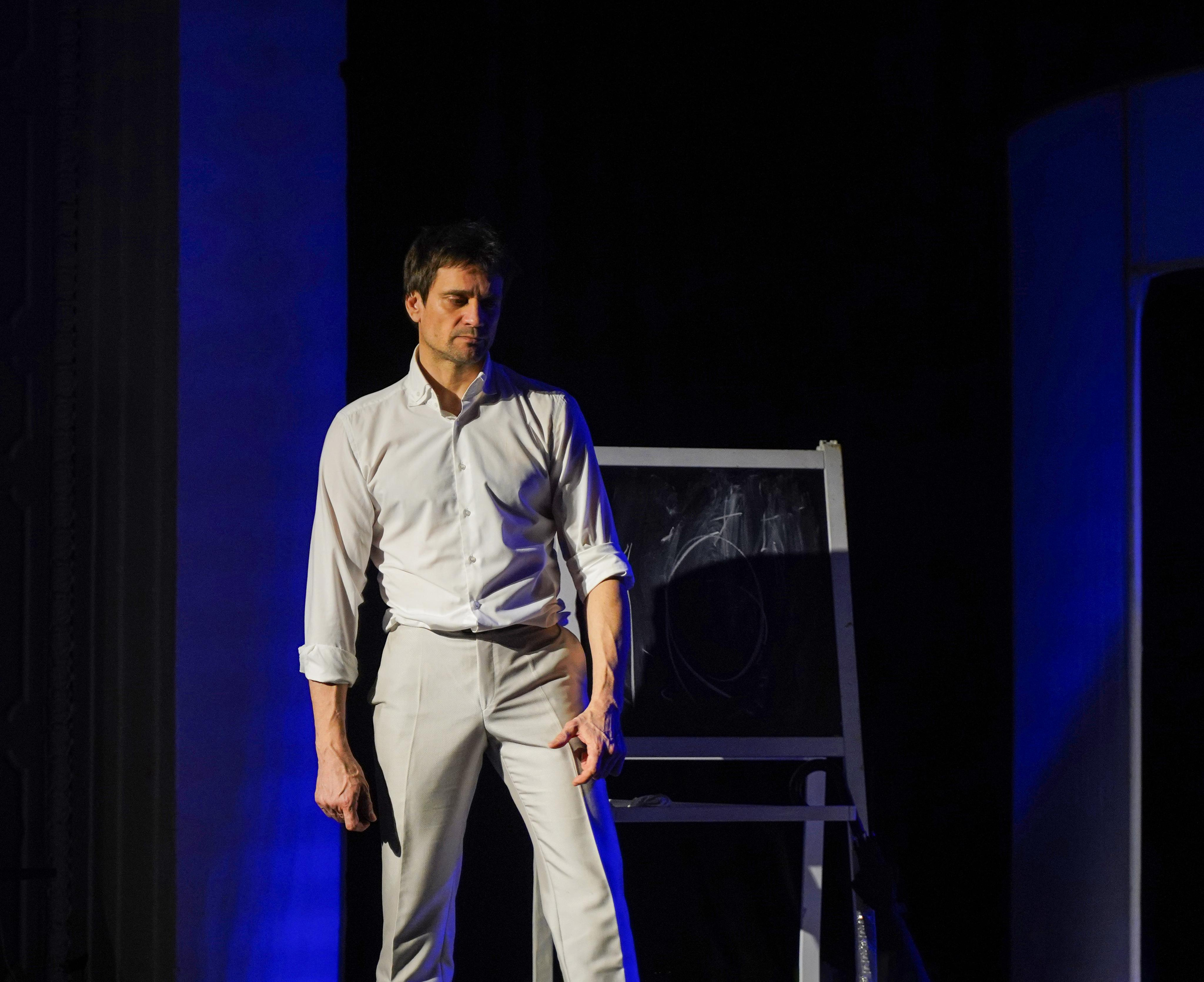 Театральная постановка Случайное танго. Ульяна Палама: Мир через призму фотокамеры