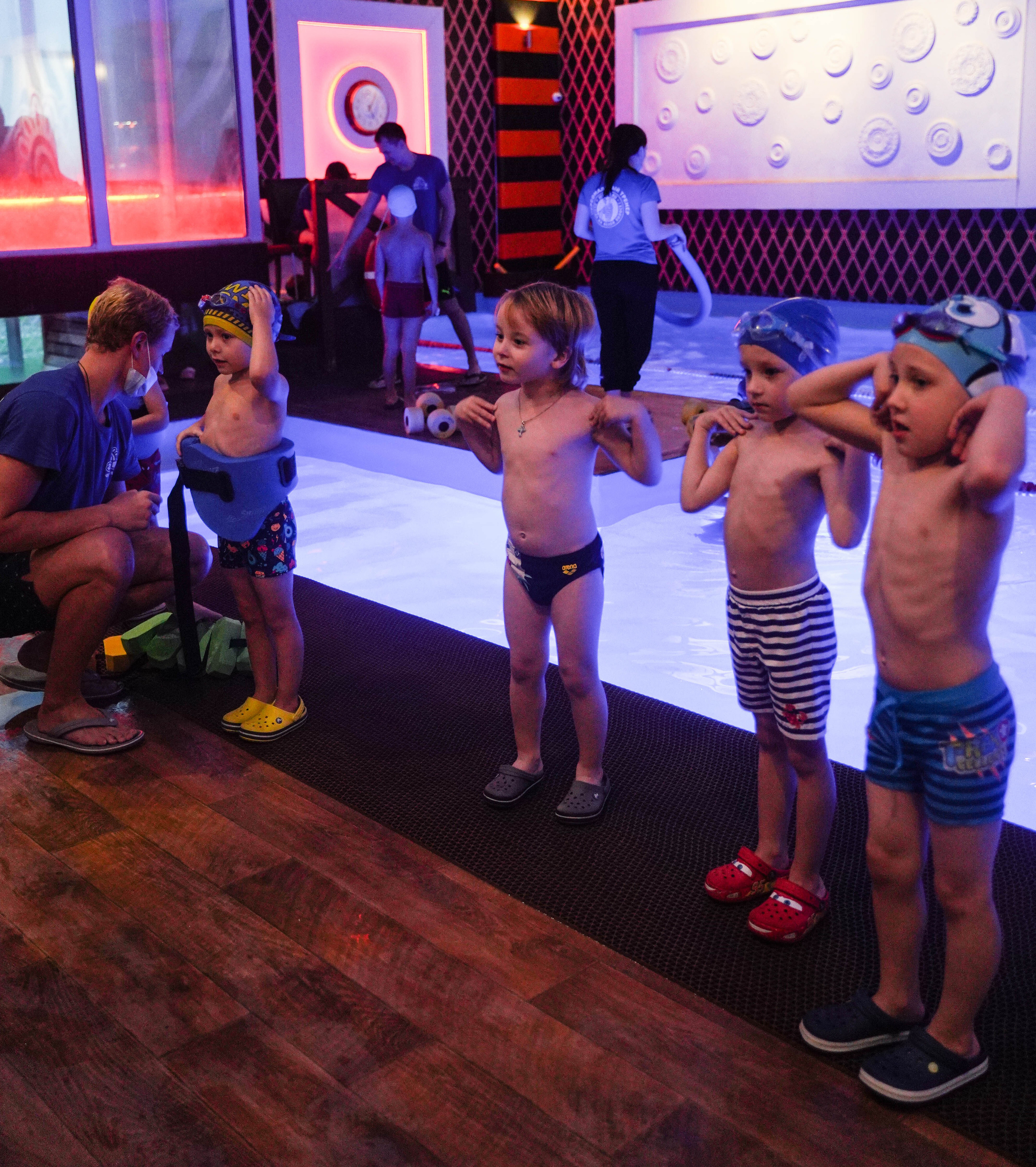 Детские зантия в бассейне. Ульяна Палама: Мир через призму фотокамеры