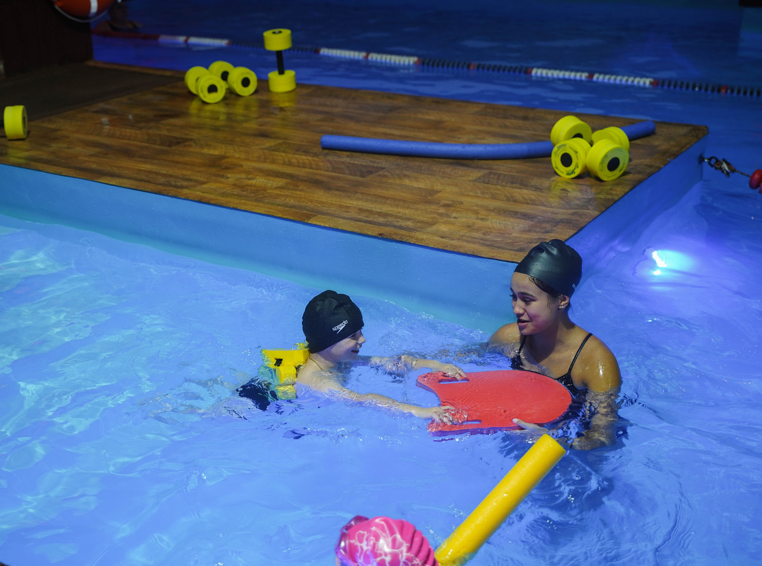 Детские зантия в бассейне. Ульяна Палама: Мир через призму фотокамеры