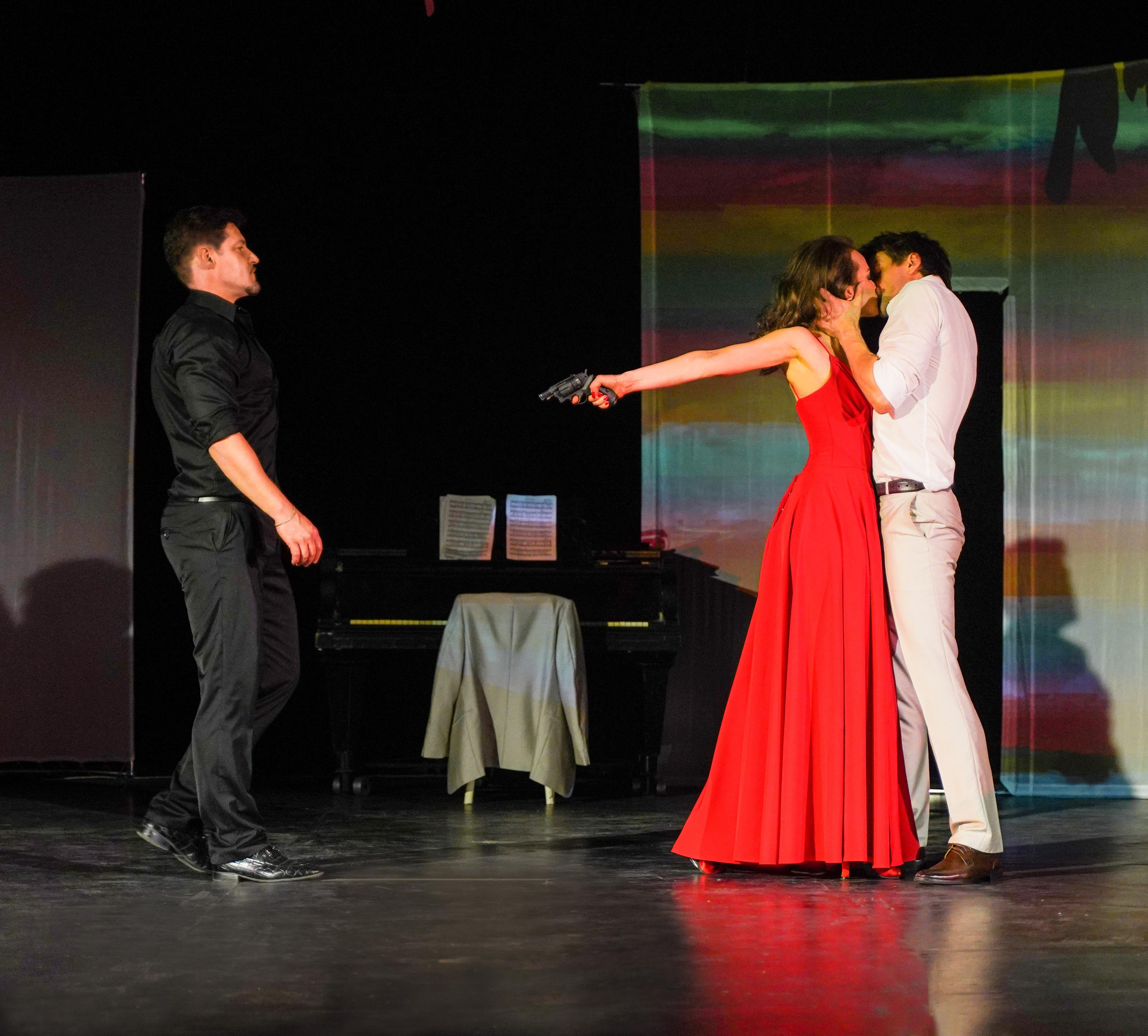 Театральная постановка Случайное танго. Ульяна Палама: Мир через призму фотокамеры