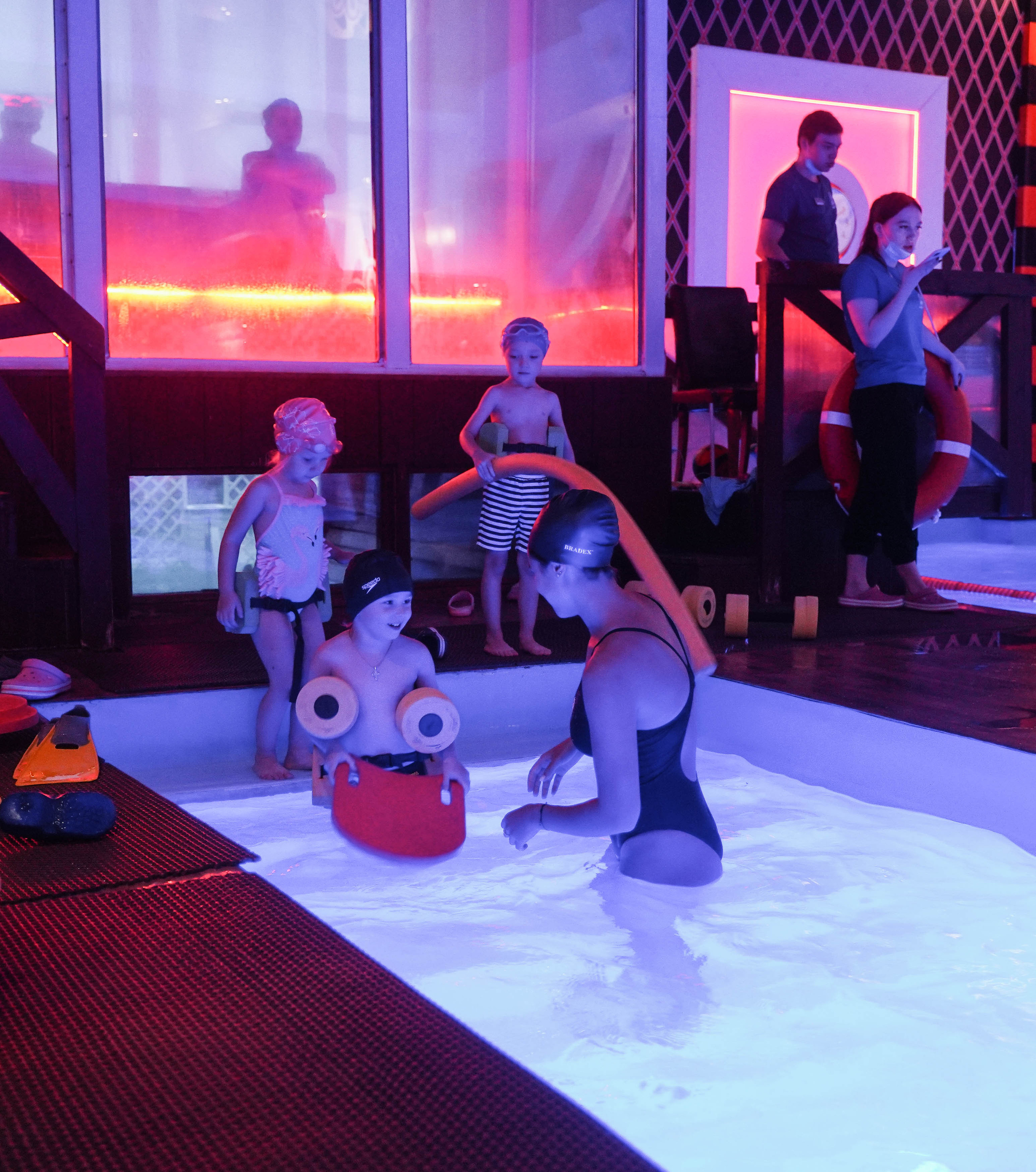 Детские зантия в бассейне. Ульяна Палама: Мир через призму фотокамеры