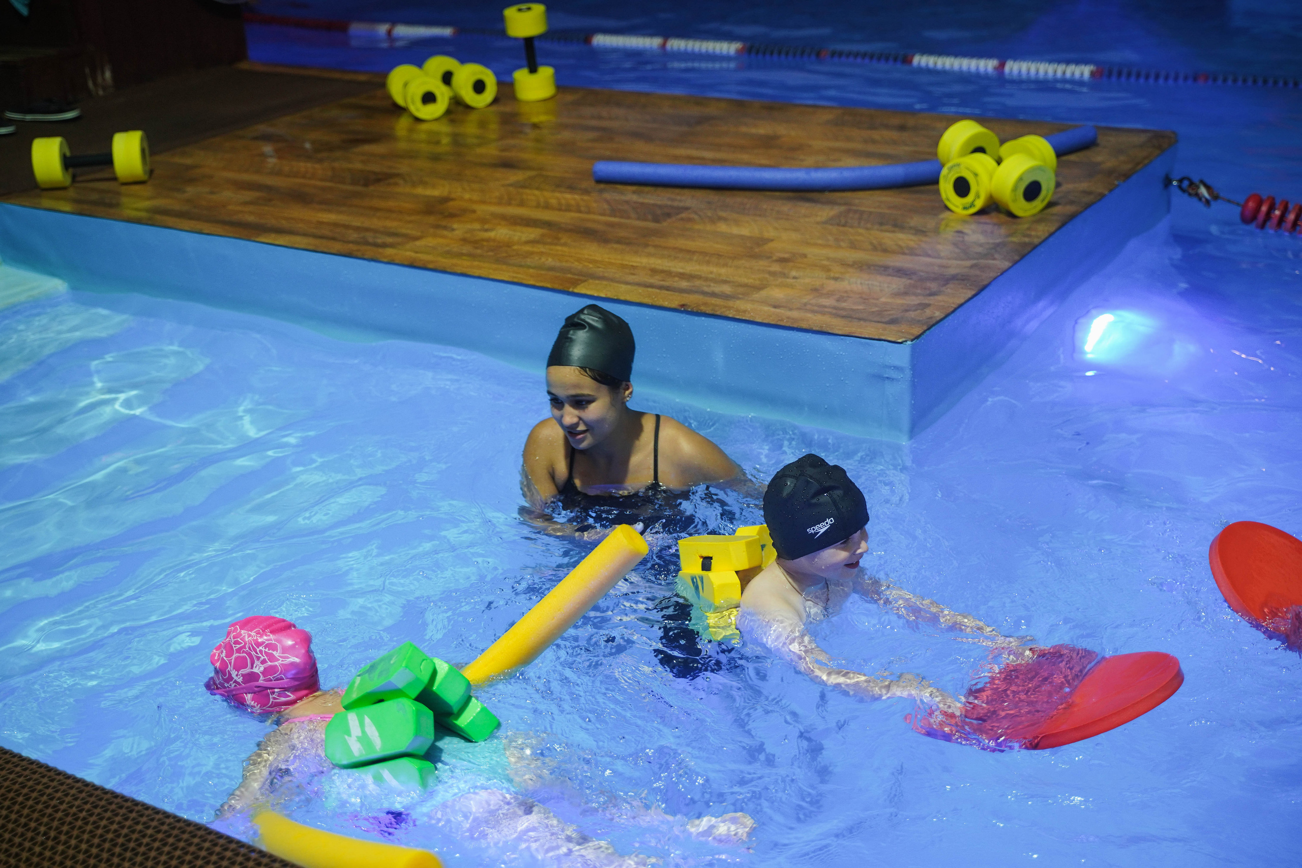 Детские зантия в бассейне. Ульяна Палама: Мир через призму фотокамеры