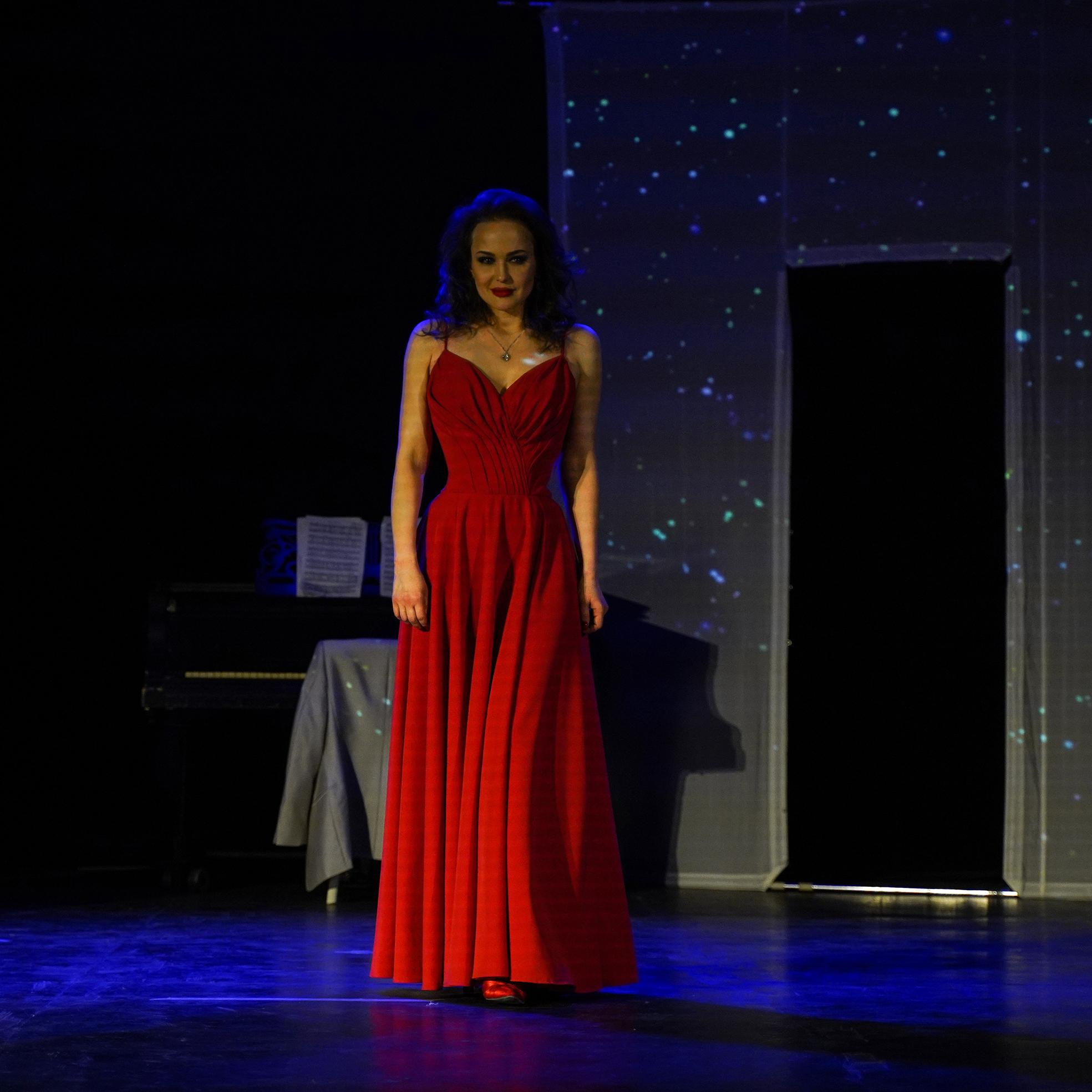 Театральная постановка Случайное танго. Ульяна Палама: Мир через призму фотокамеры